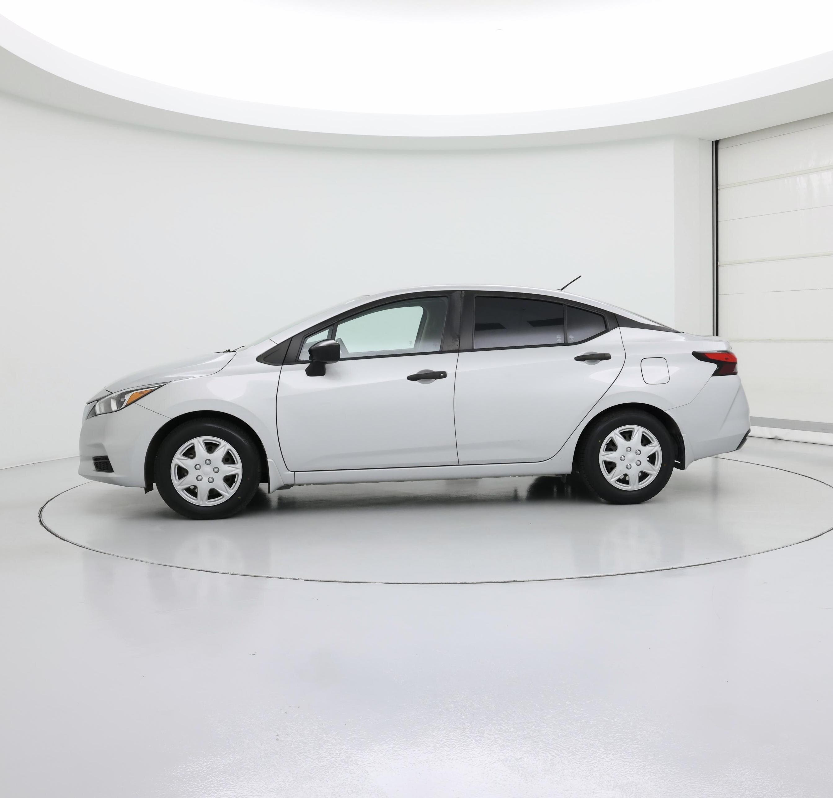 Thumbnail: 2020 Nissan Versa - 3
