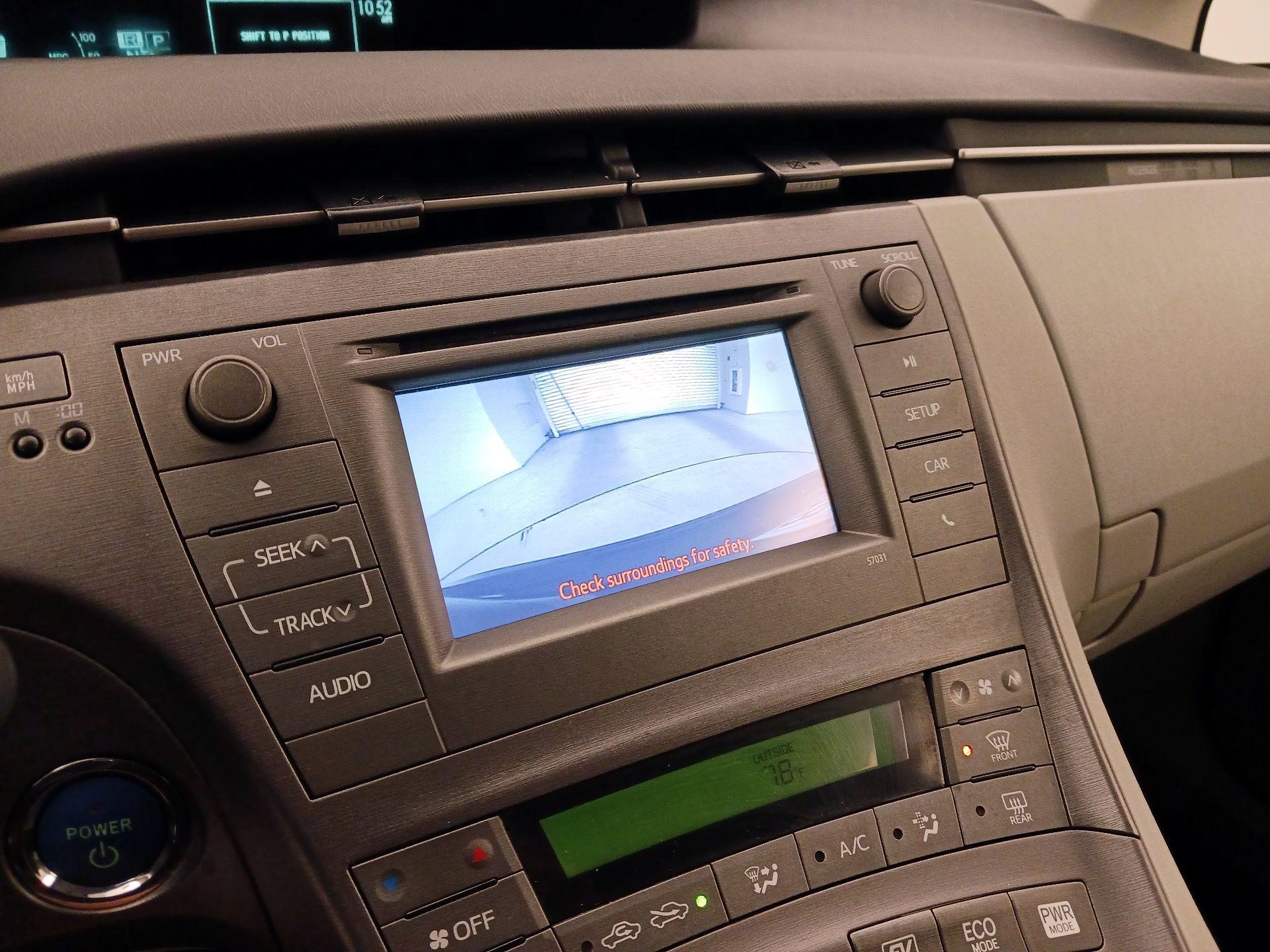 Thumbnail: 2015 Toyota Prius - 14