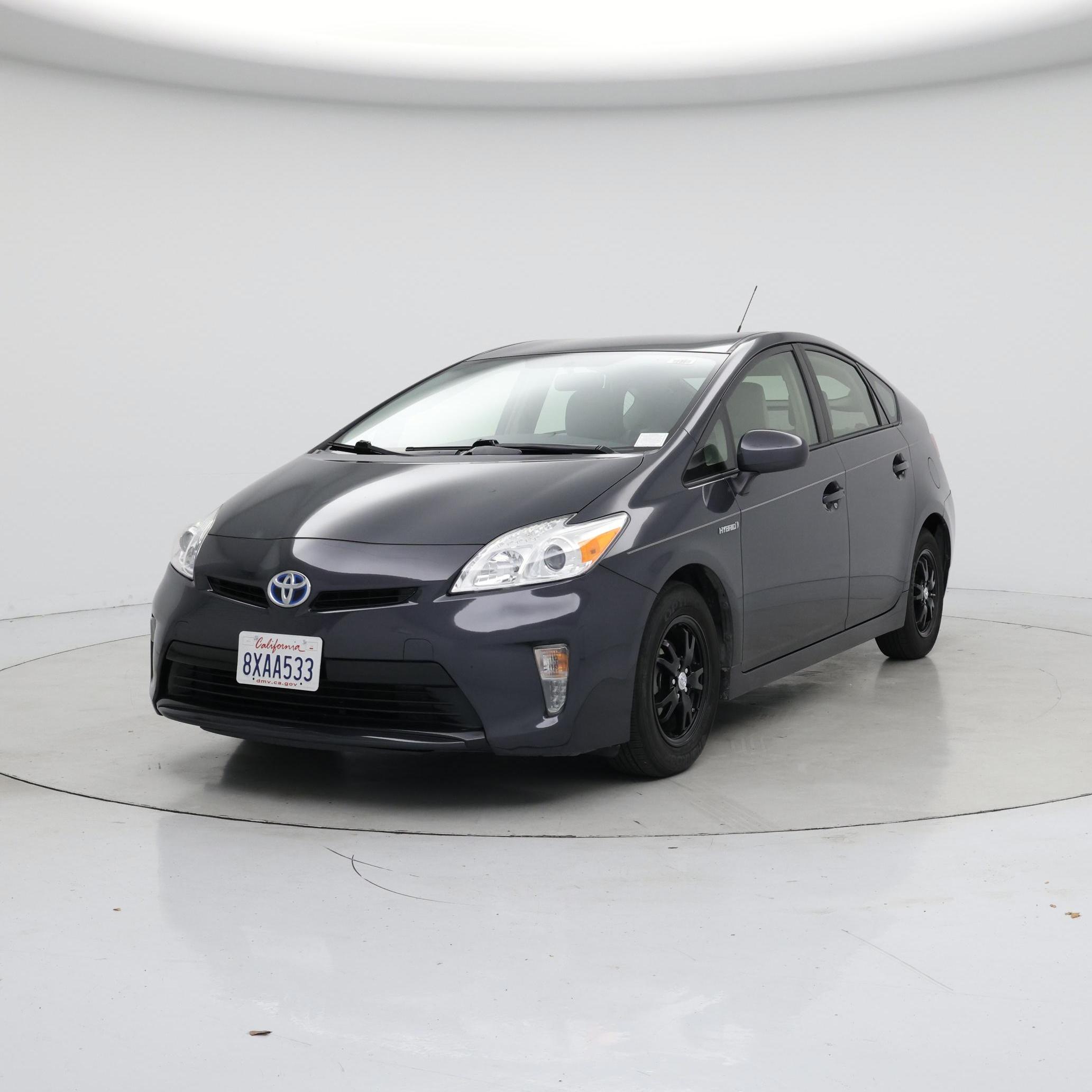 Thumbnail: 2015 Toyota Prius - 4