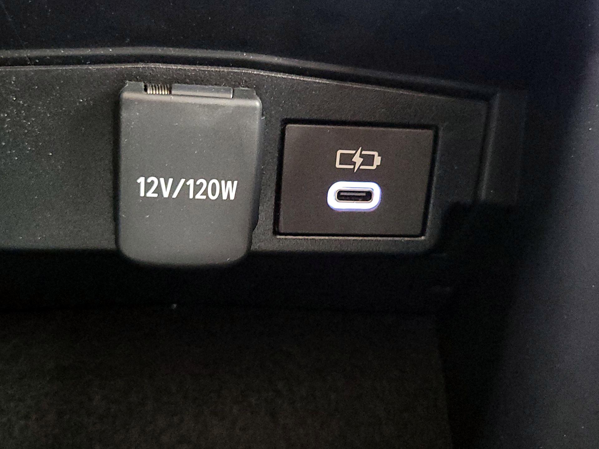 Thumbnail: 2024 Toyota Corolla - 18
