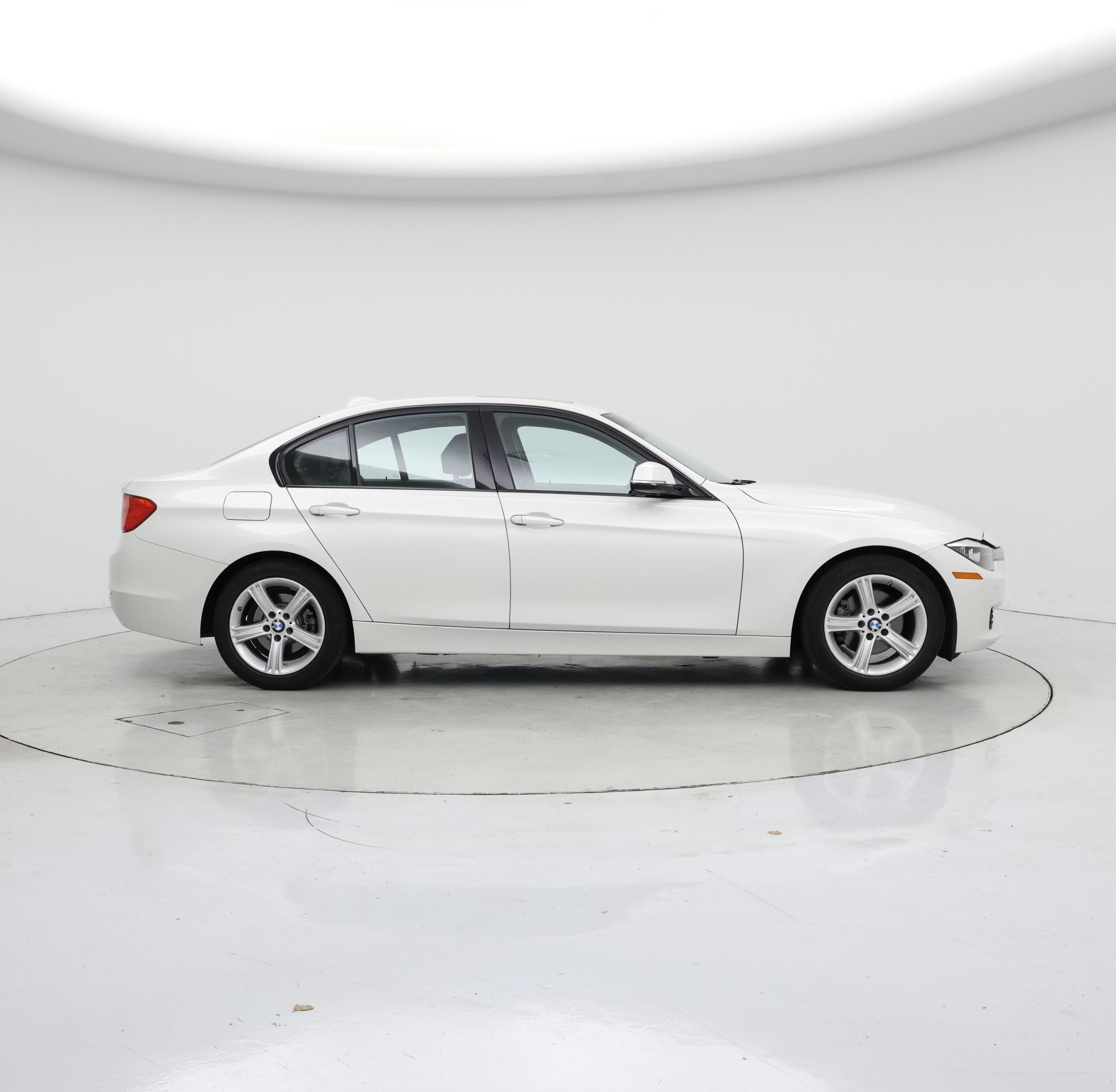Thumbnail: 2015 BMW 3 Series - 7