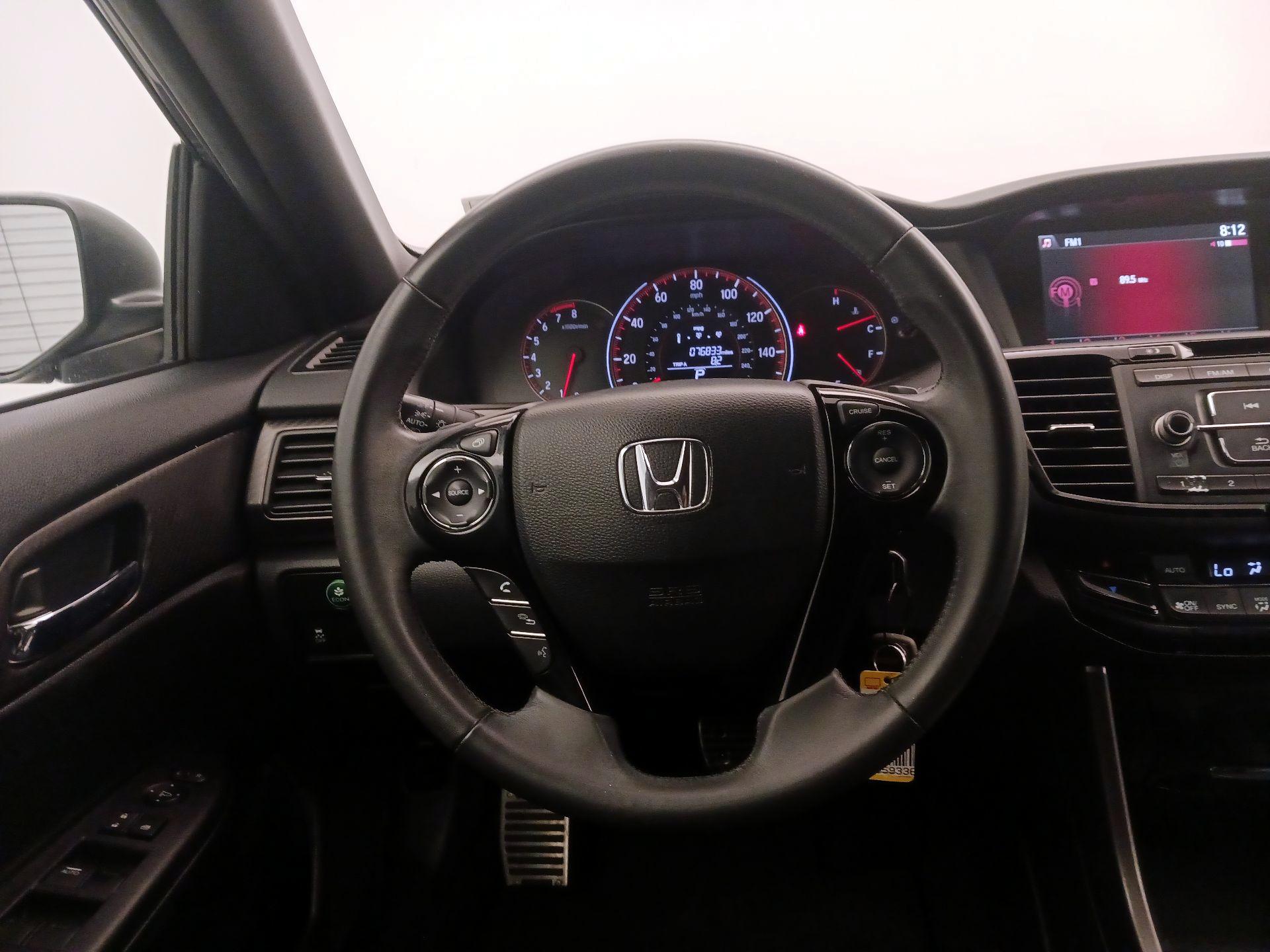Thumbnail: 2016 Honda Accord - 10