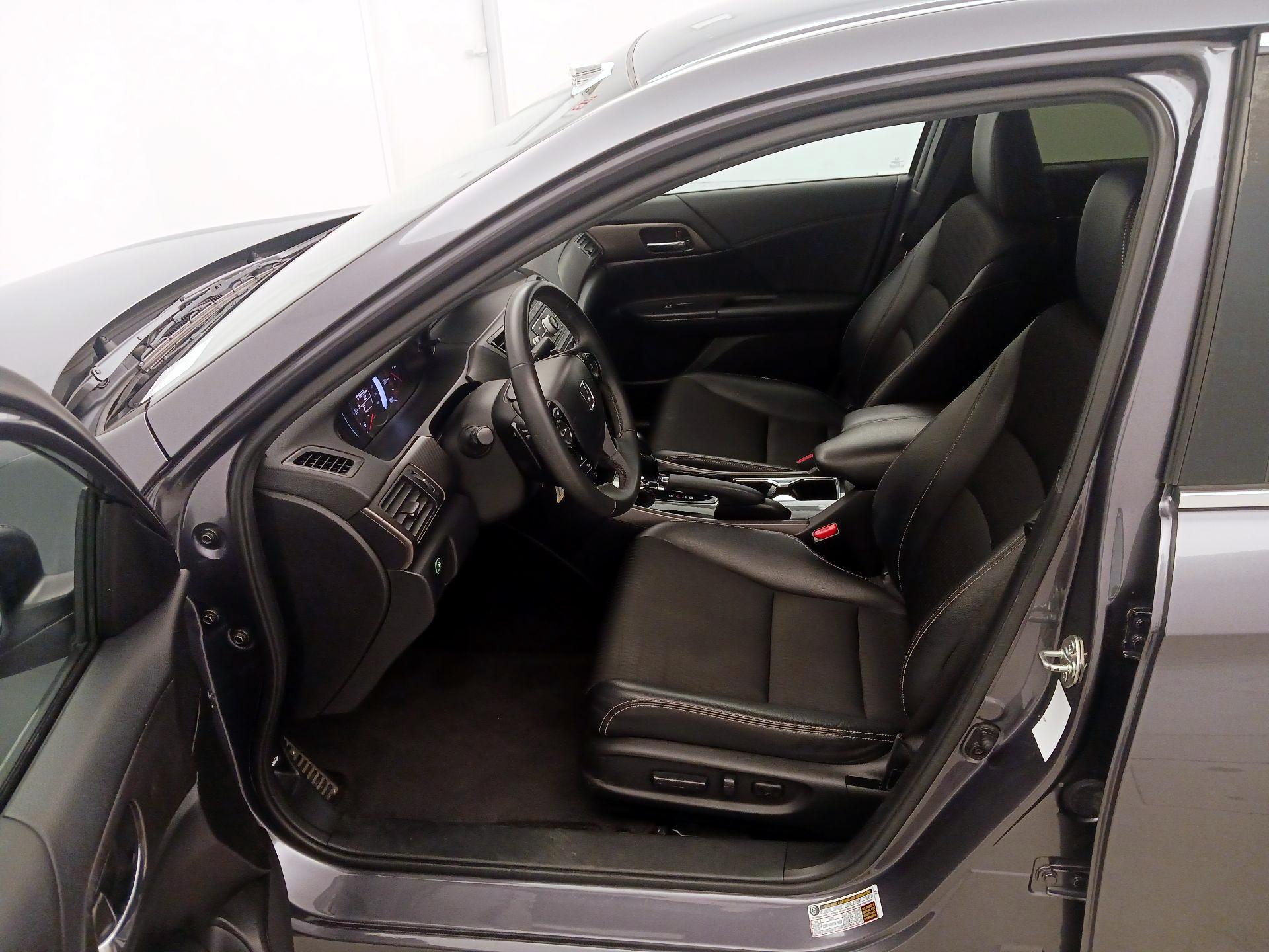 Thumbnail: 2016 Honda Accord - 11