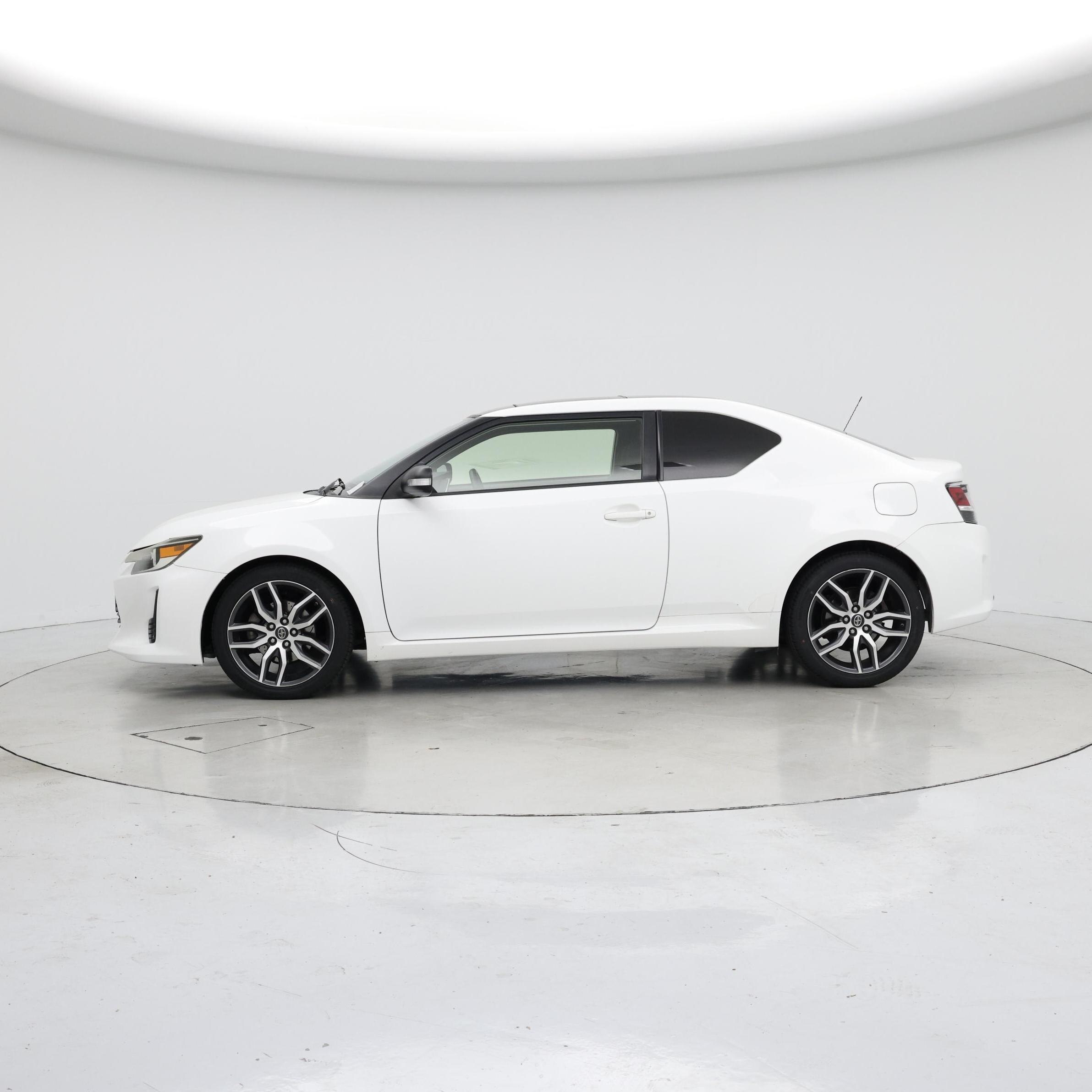 Thumbnail: 2014 Scion tC - 3