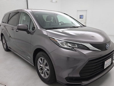Gray 2021 Toyota Sienna Hybrid LE
