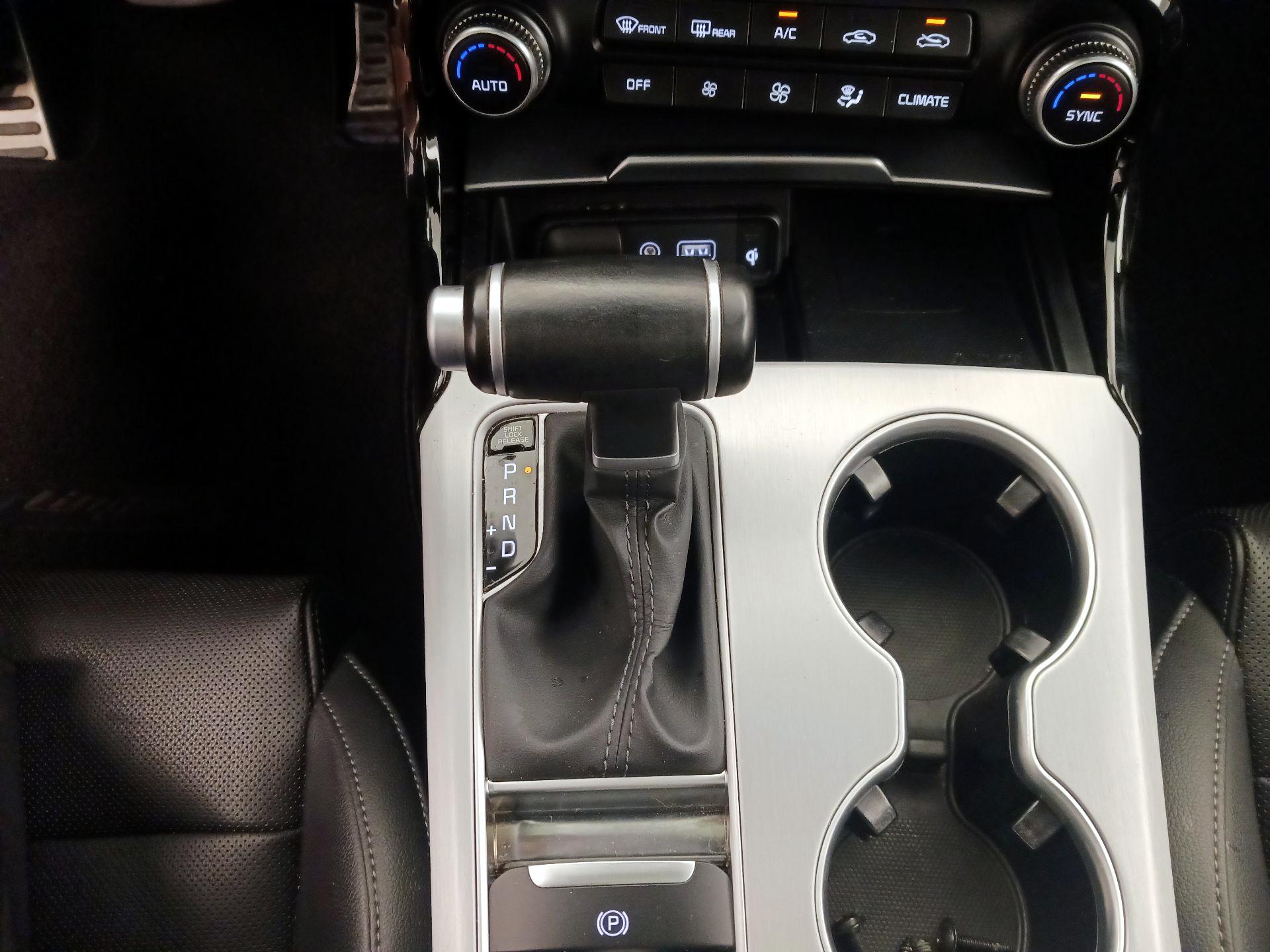Thumbnail: 2020 Kia Stinger - 18