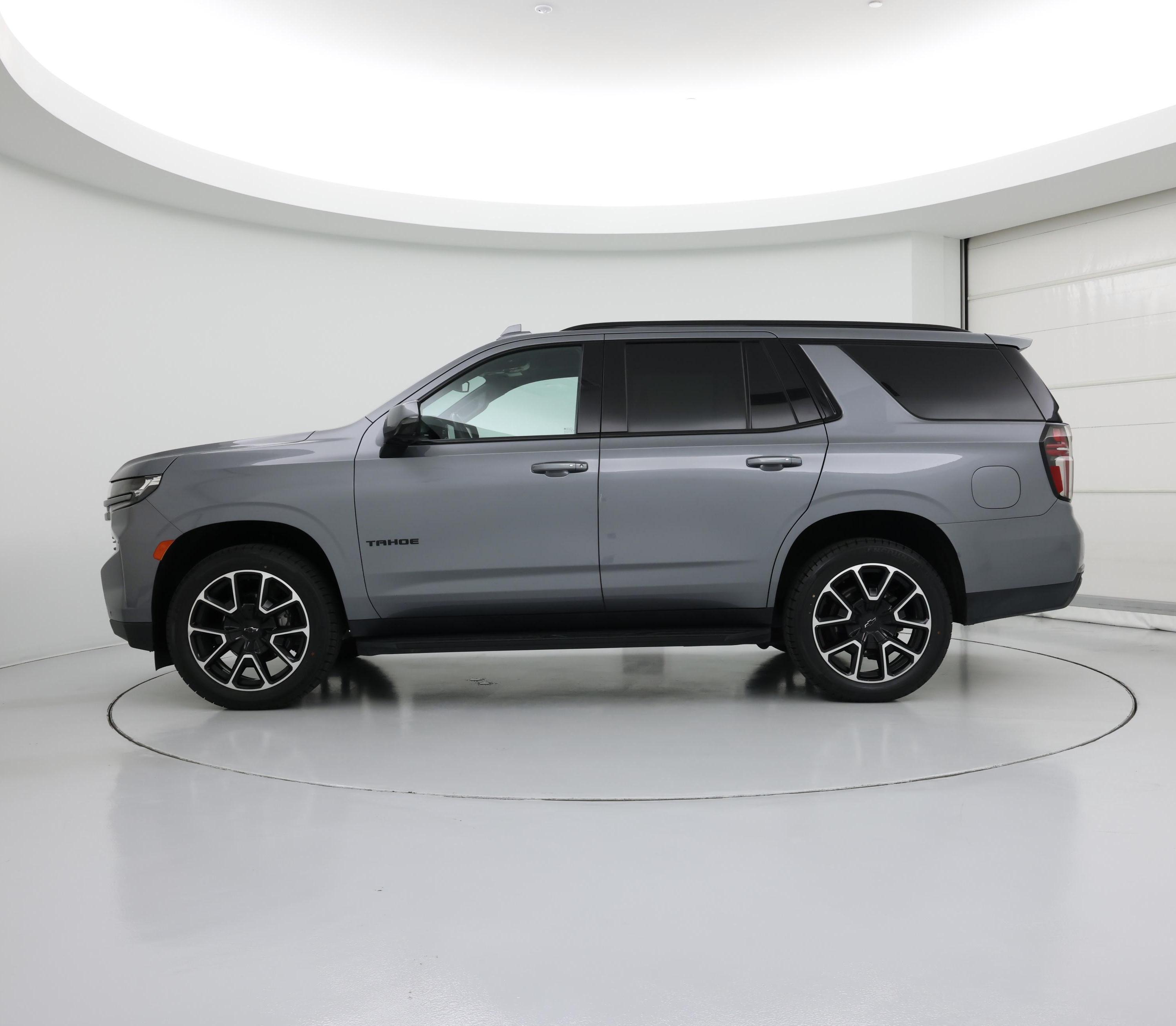 Thumbnail: 2021 Chevrolet Tahoe - 3