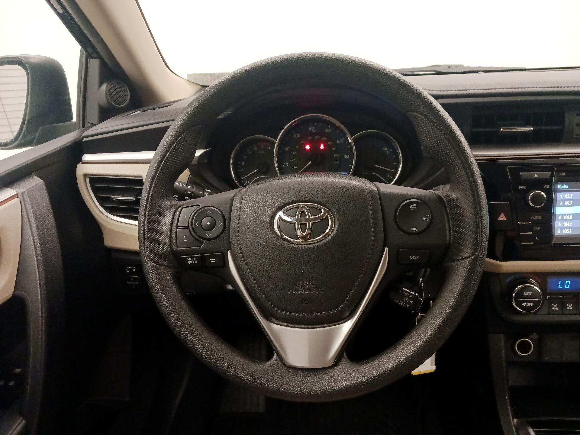 Thumbnail: 2014 Toyota Corolla - 10