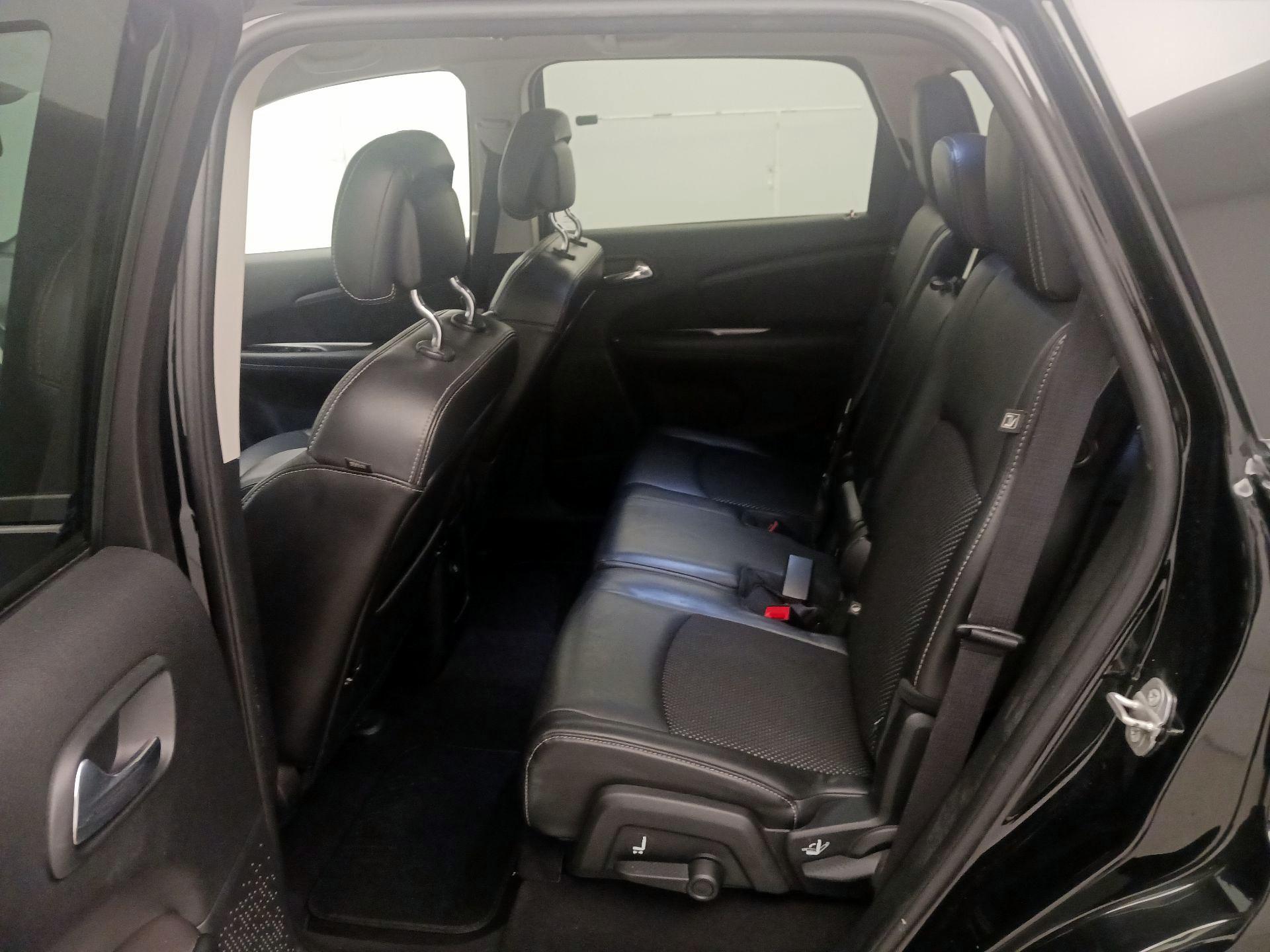 Thumbnail: 2015 Dodge Journey - 19