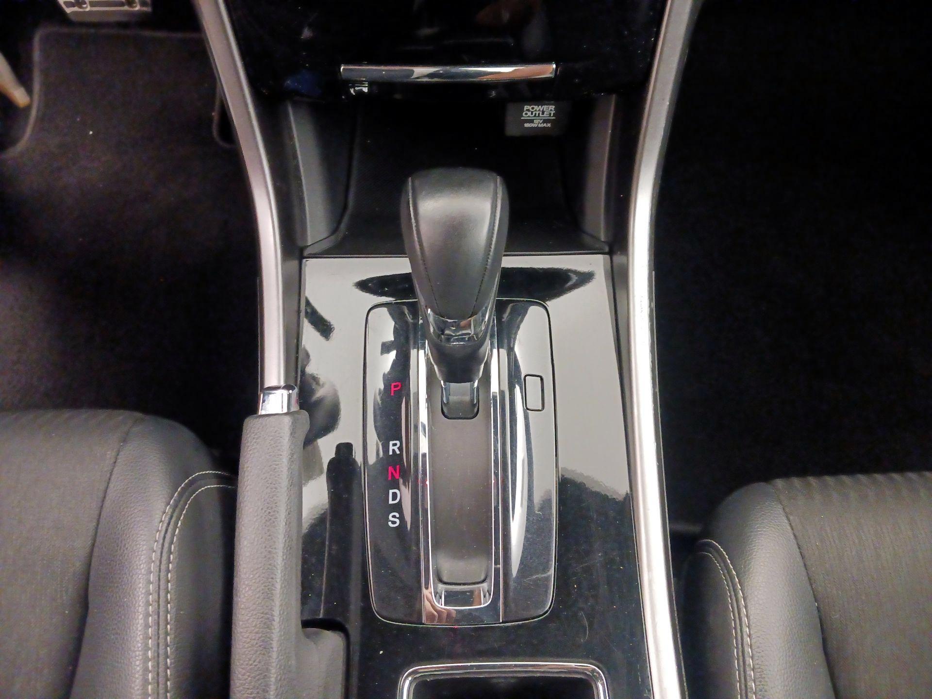 Thumbnail: 2017 Honda Accord - 17