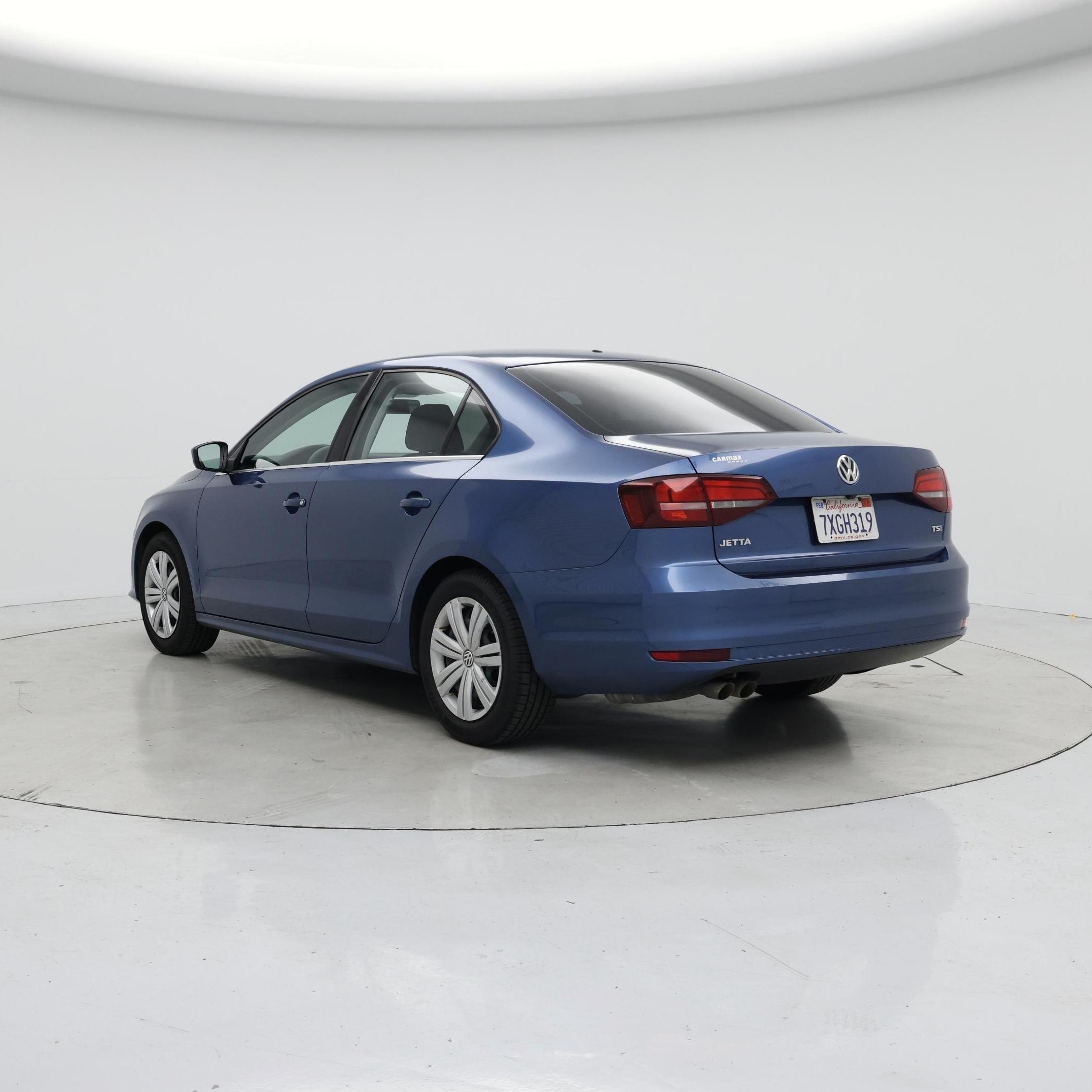 Thumbnail: 2017 Volkswagen Jetta - 2