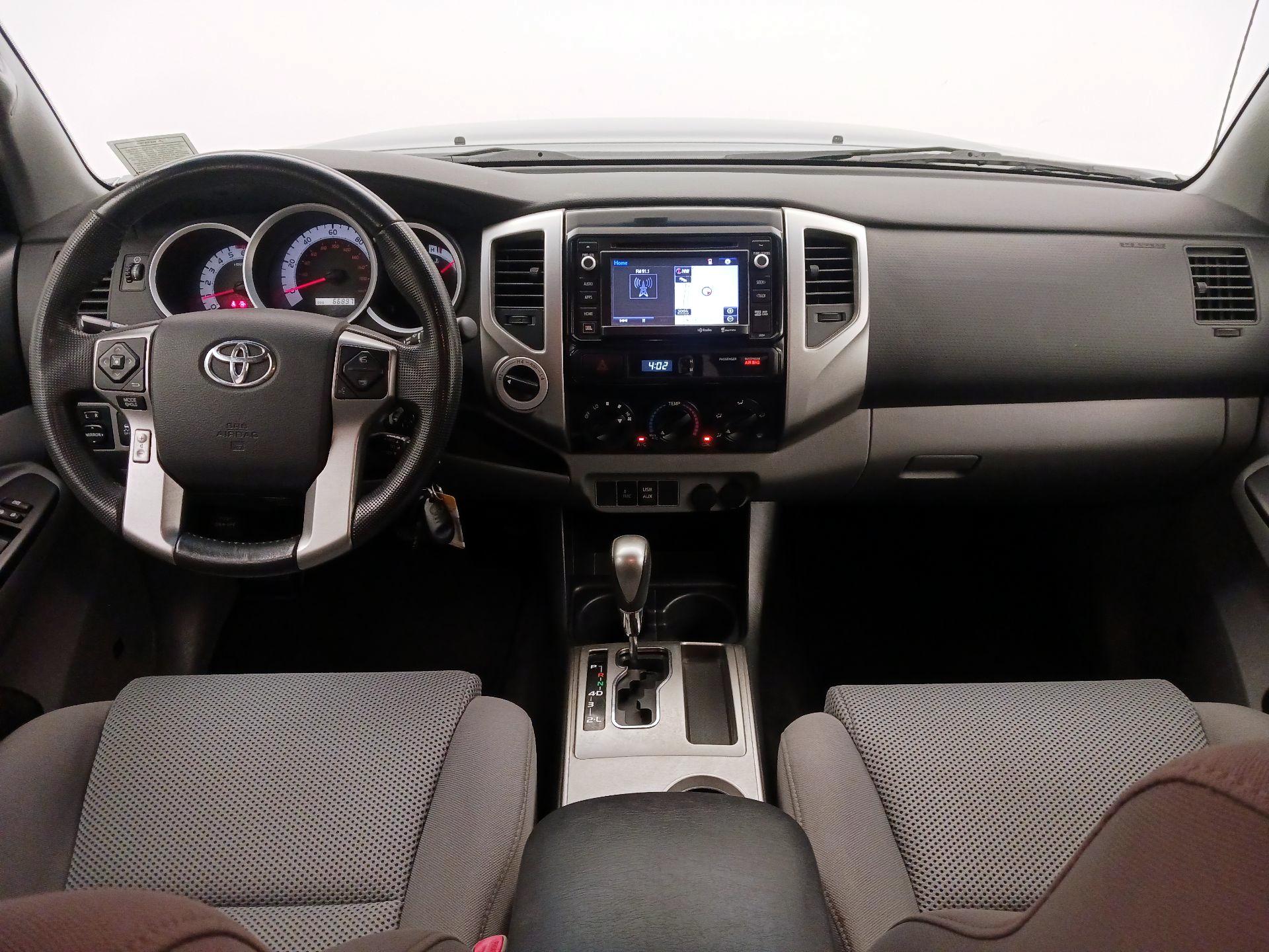 Thumbnail: 2014 Toyota Tacoma - 9