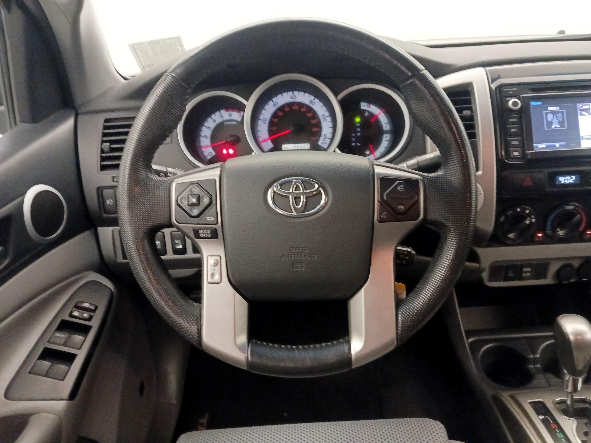 Thumbnail: 2014 Toyota Tacoma - 10