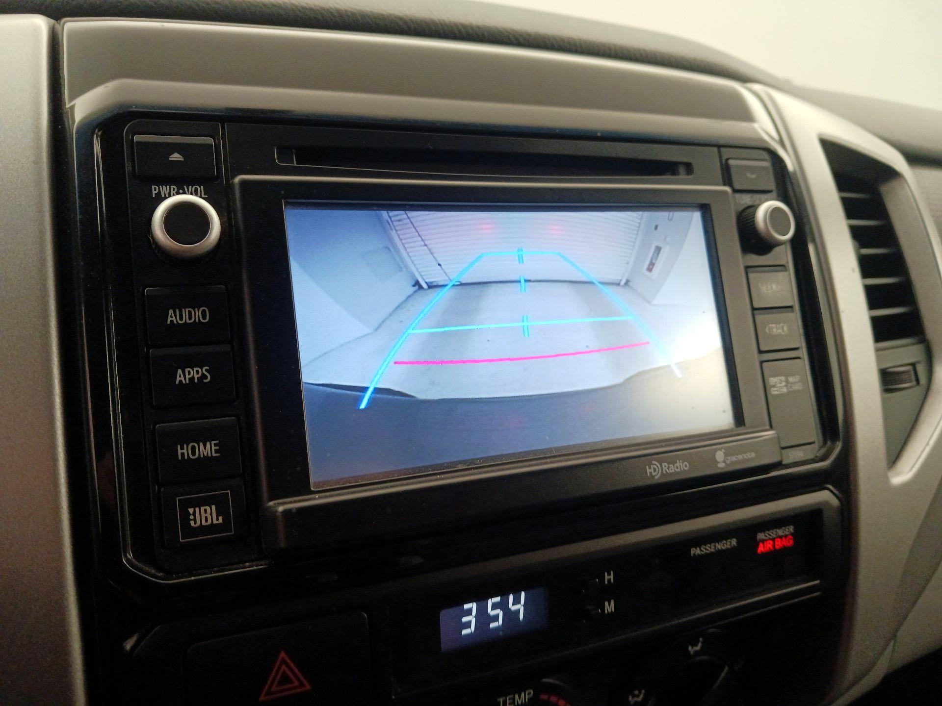 Thumbnail: 2014 Toyota Tacoma - 15