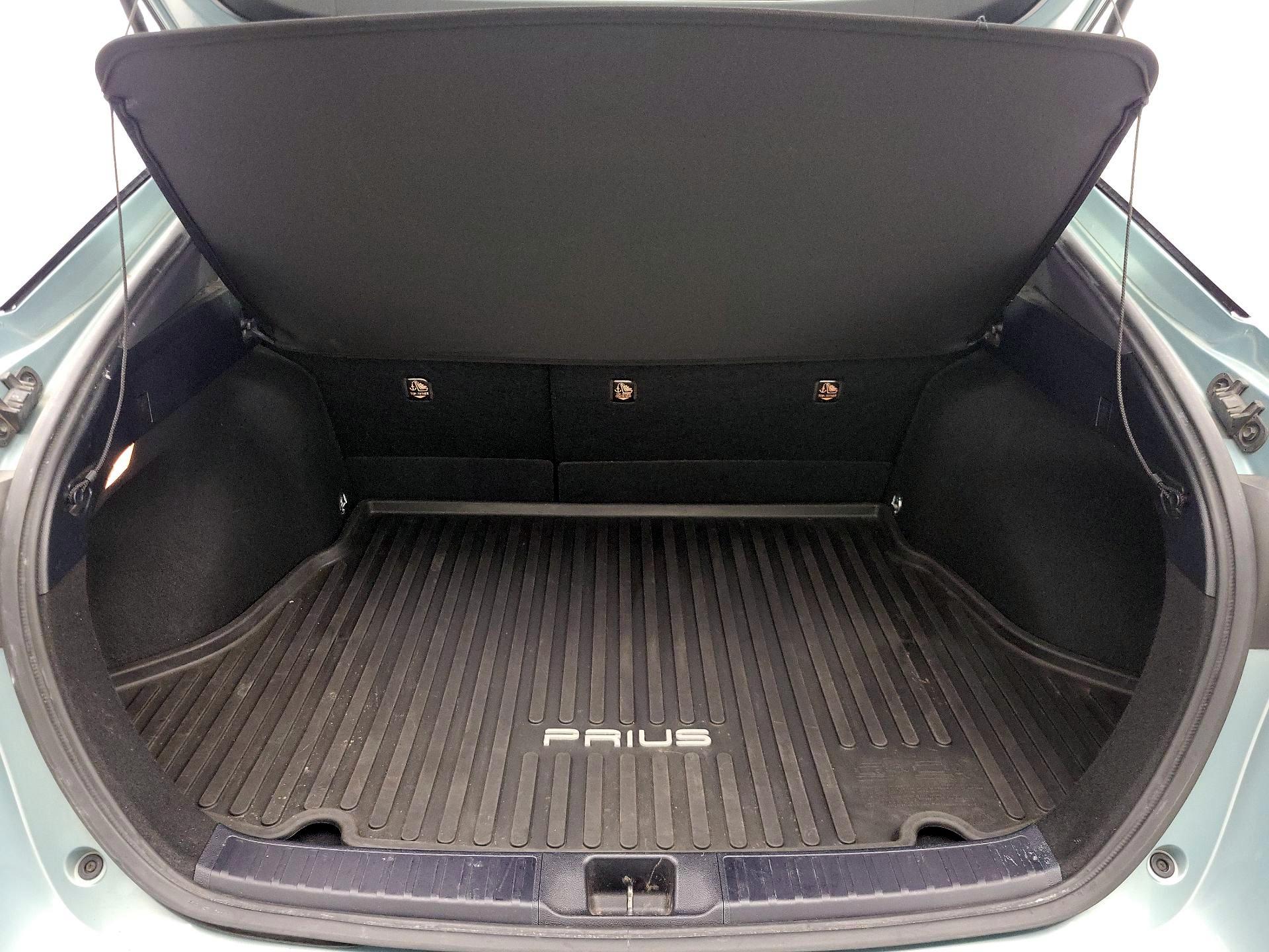 Thumbnail: 2018 Toyota Prius - 20