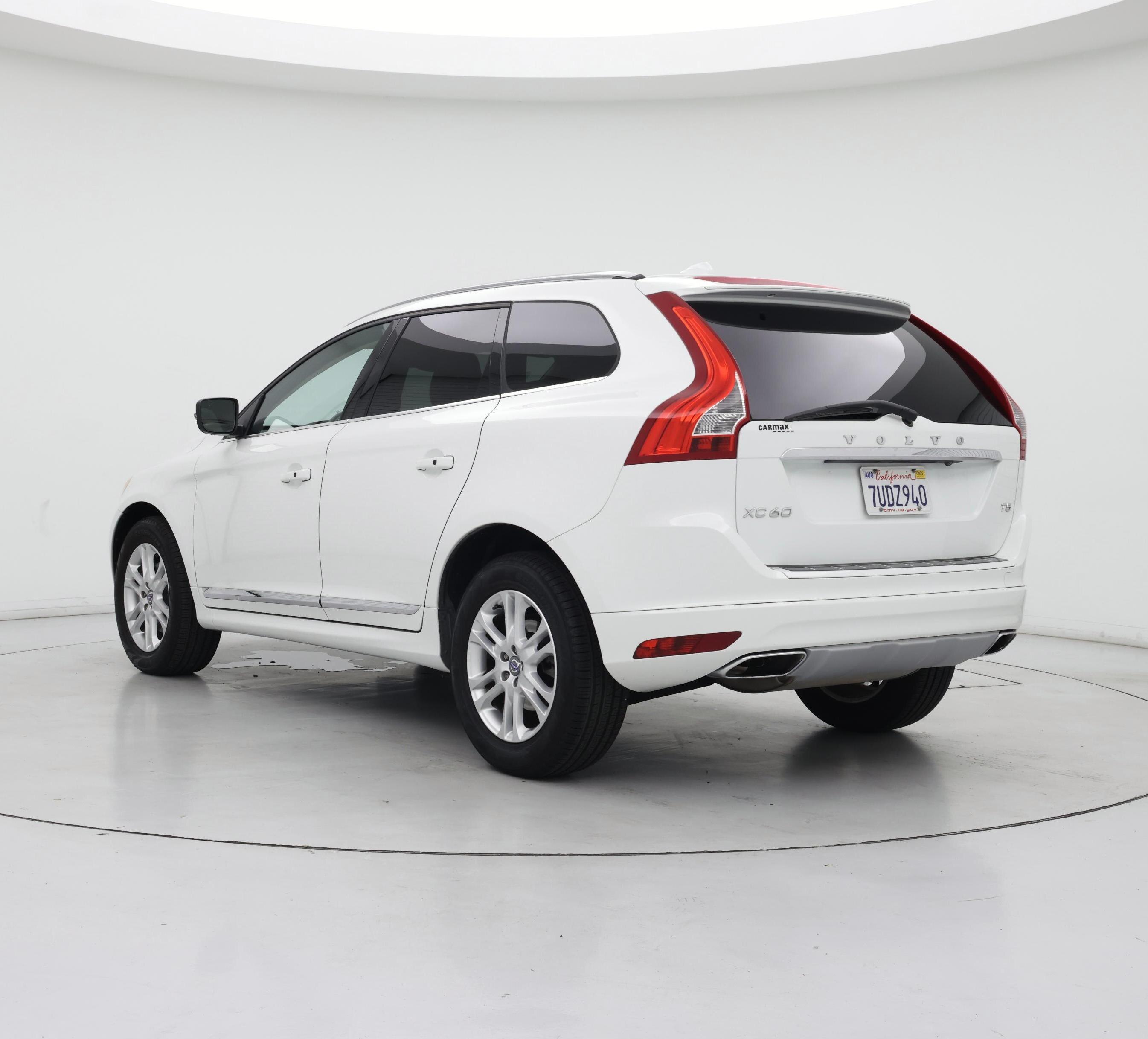 Thumbnail: 2016 Volvo XC60 - 2