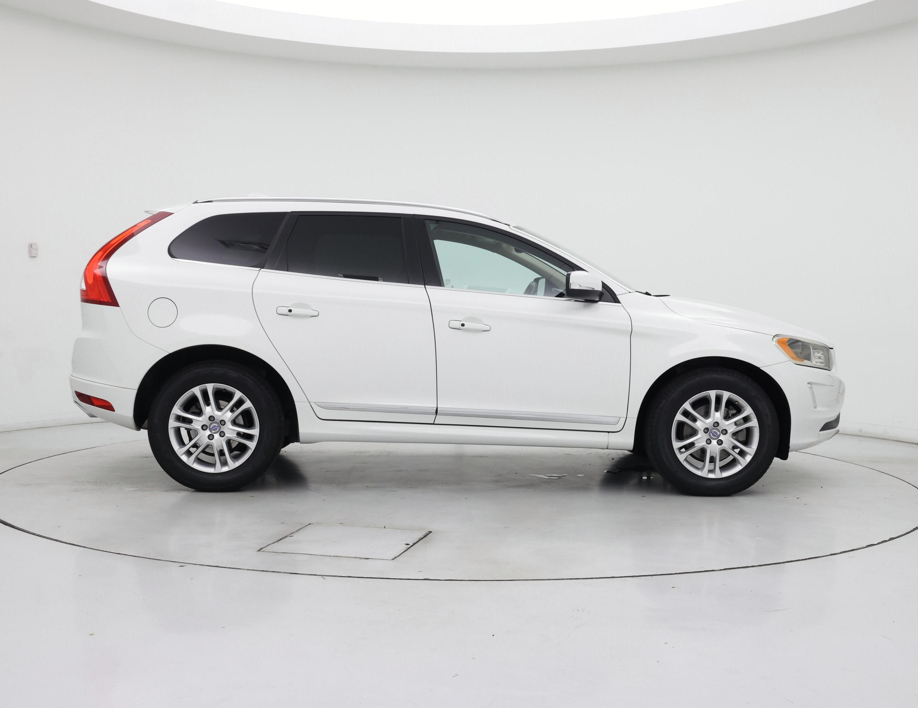 Thumbnail: 2016 Volvo XC60 - 7