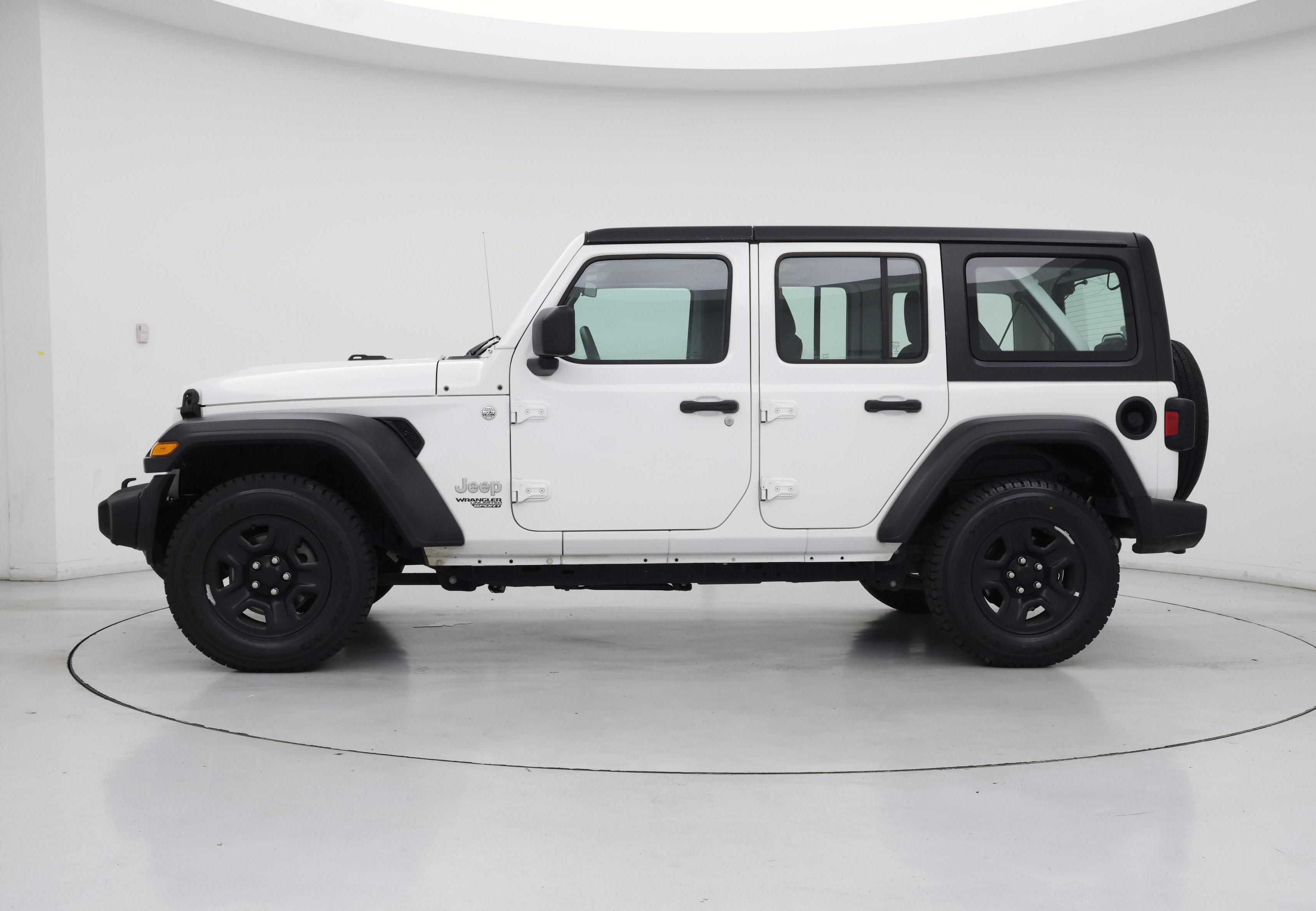 Thumbnail: 2019 Jeep Wrangler - 3