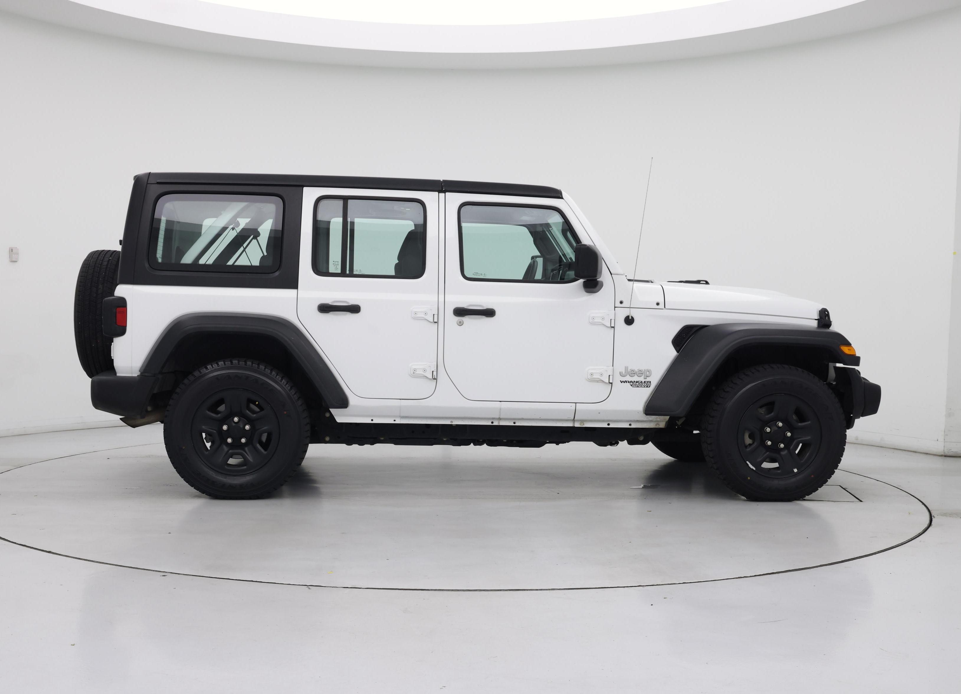 Thumbnail: 2019 Jeep Wrangler - 7