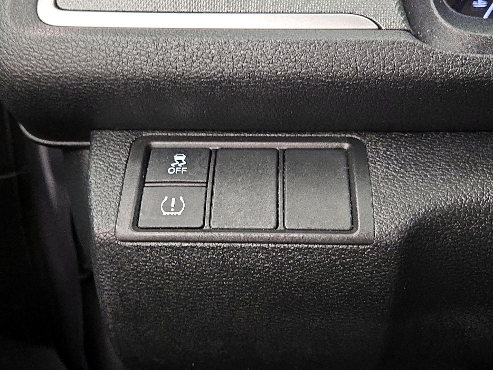 Thumbnail: 2016 Honda Civic - 13