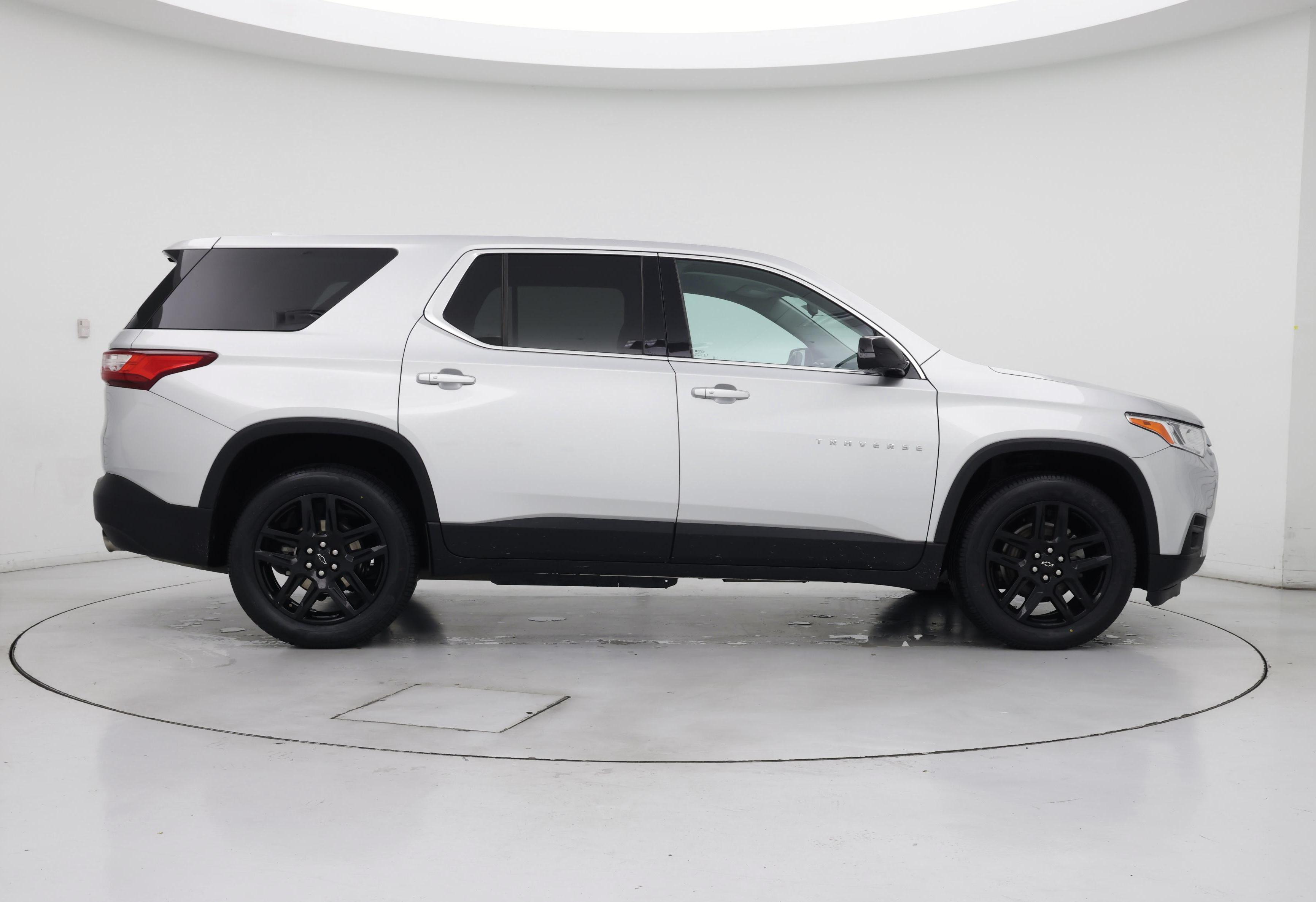 Thumbnail: 2020 Chevrolet Traverse - 7