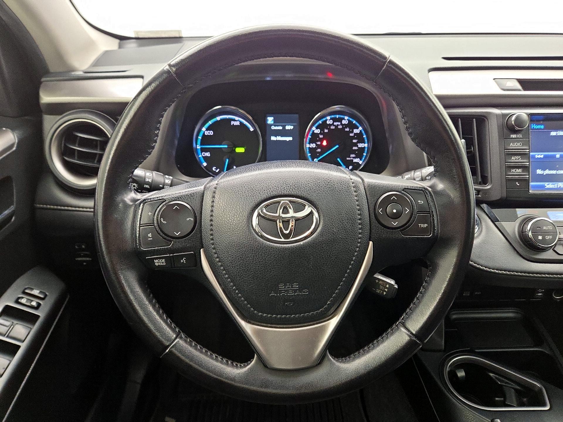 Thumbnail: 2016 Toyota RAV4 - 10