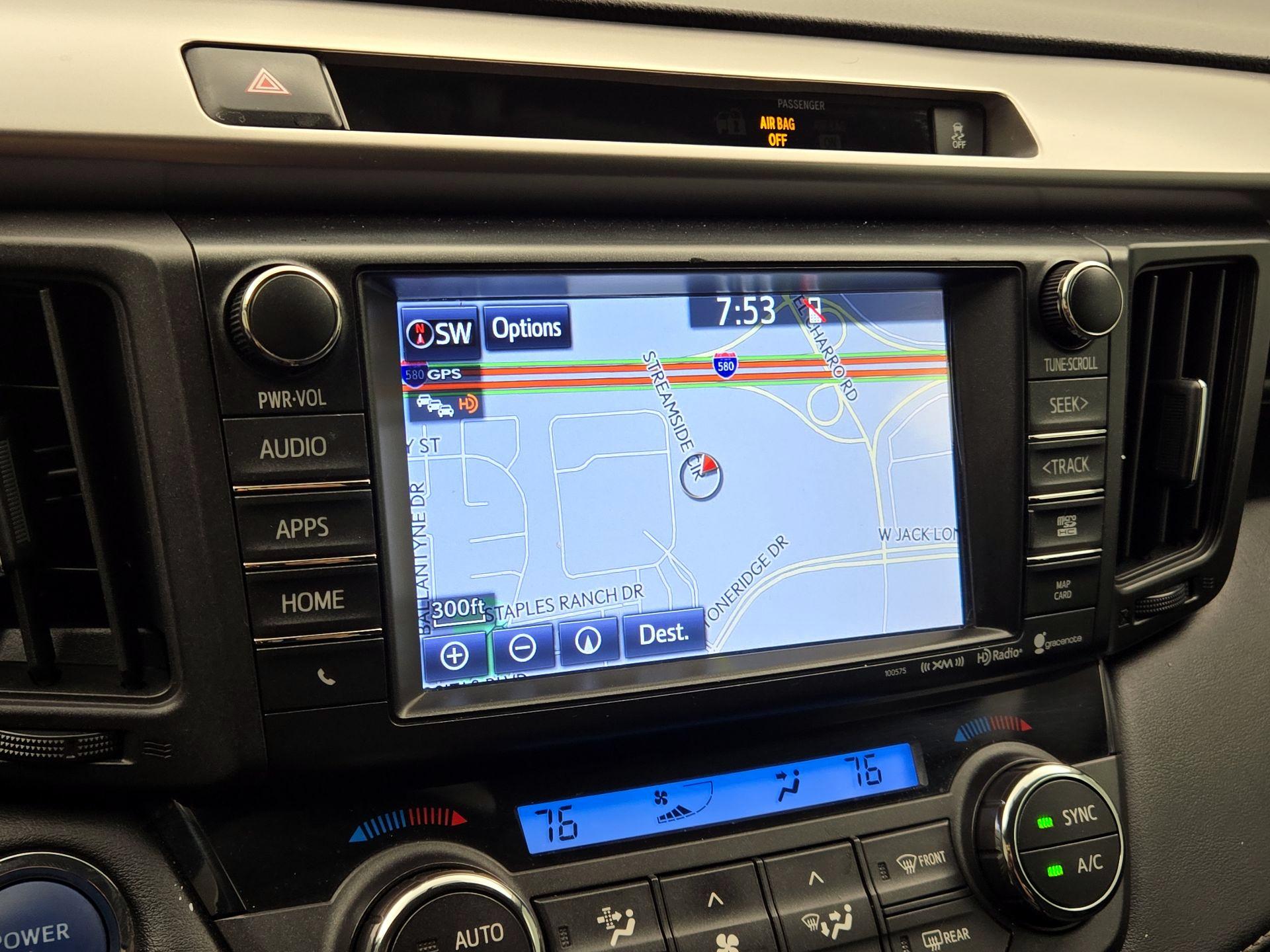 Thumbnail: 2016 Toyota RAV4 - 14