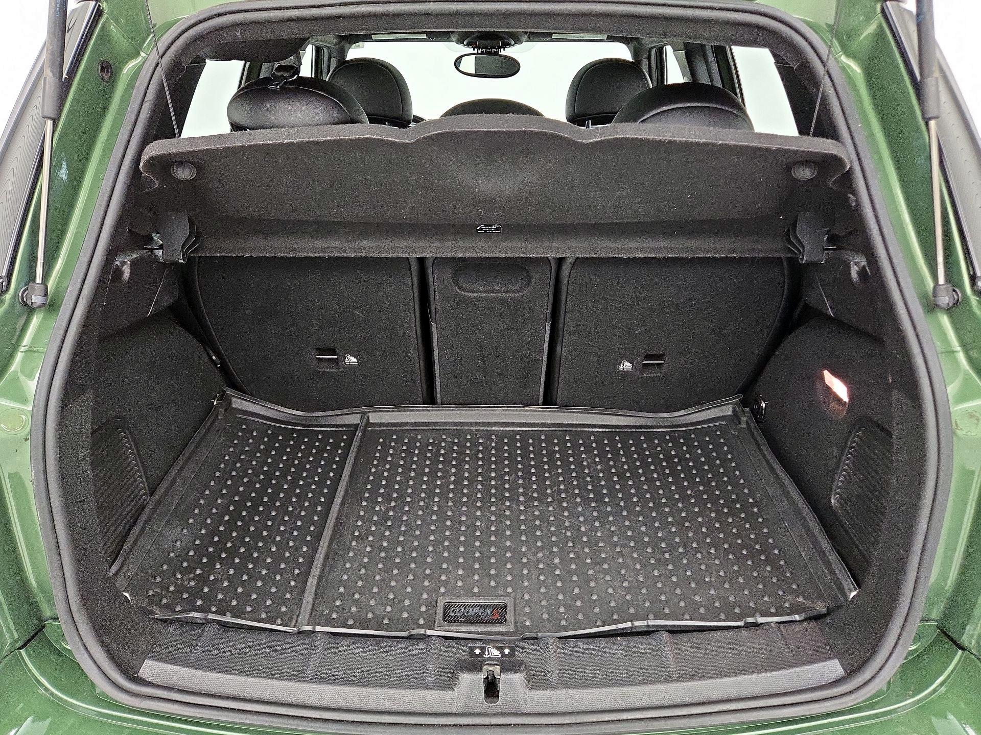 Thumbnail: 2016 MINI Cooper Countryman - 18
