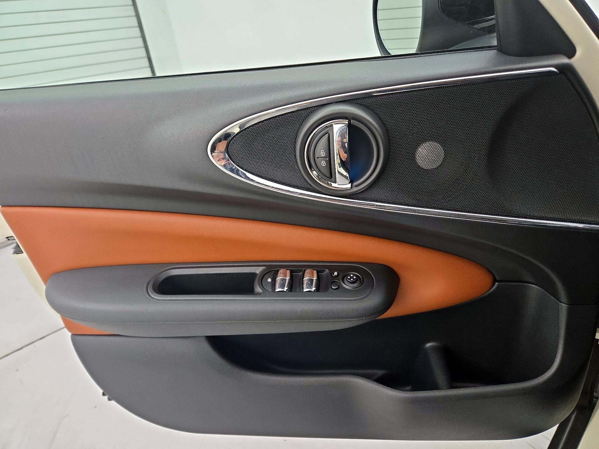 Thumbnail: 2020 MINI Cooper Clubman - 12