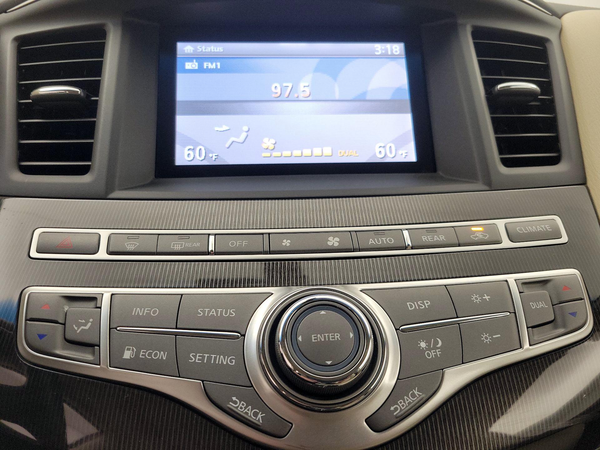 Thumbnail: 2016 INFINITI QX60 - 16