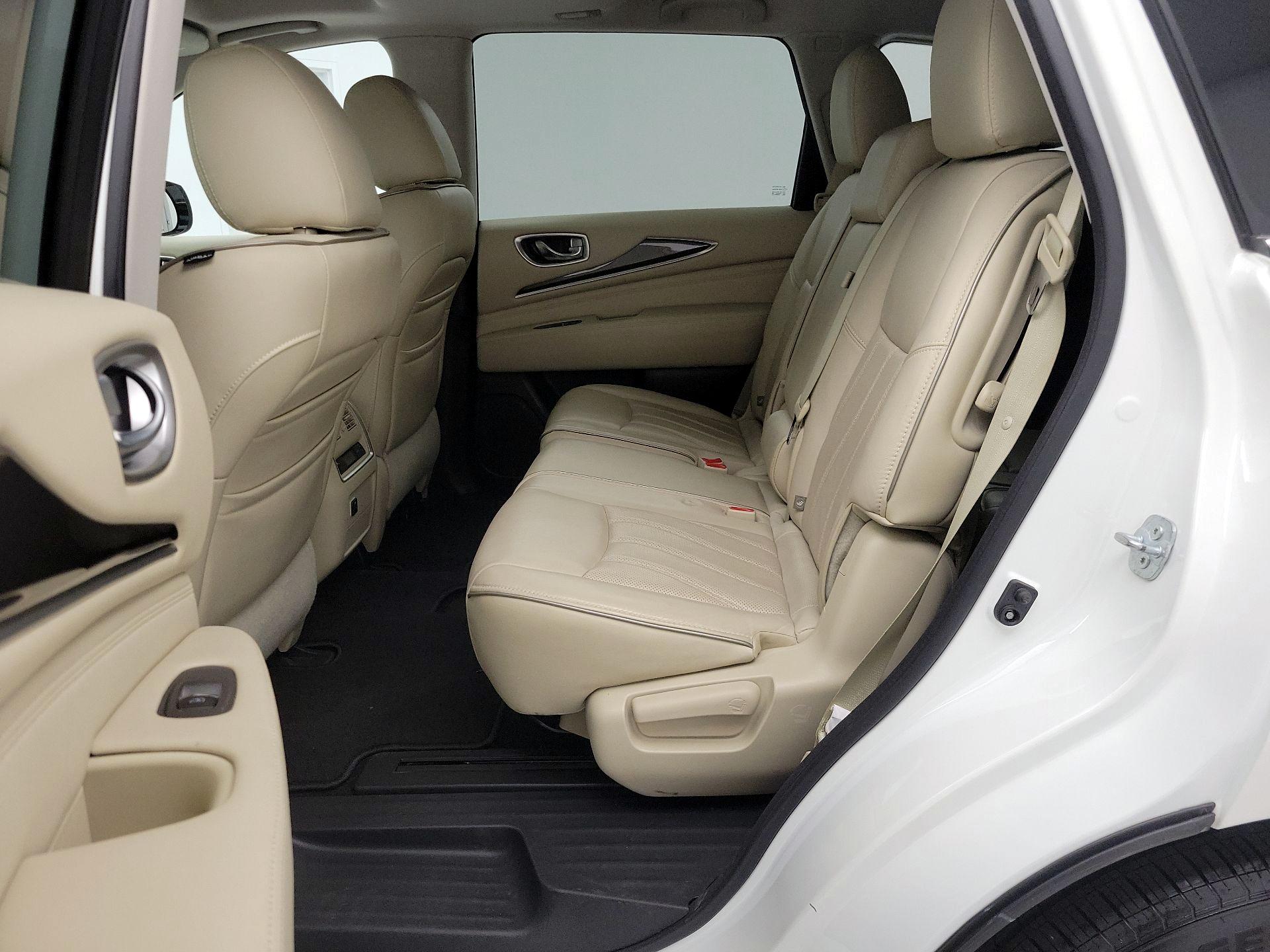 Thumbnail: 2016 INFINITI QX60 - 20