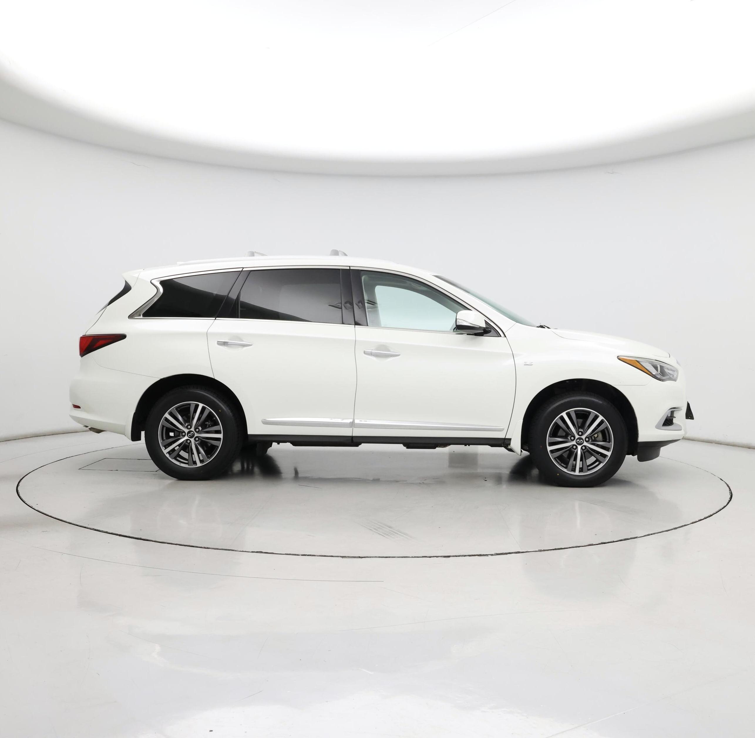 Thumbnail: 2016 INFINITI QX60 - 7