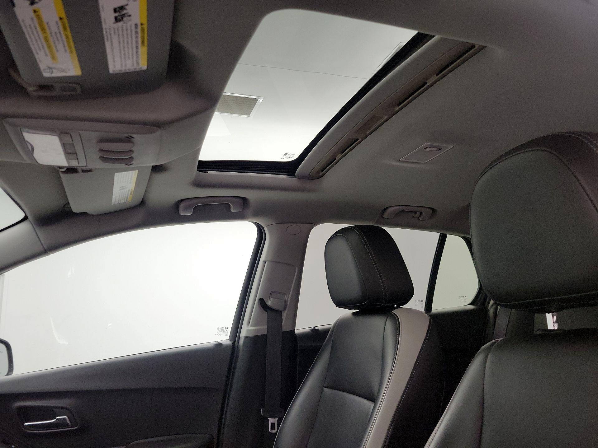 Thumbnail: 2018 Chevrolet Trax - 19