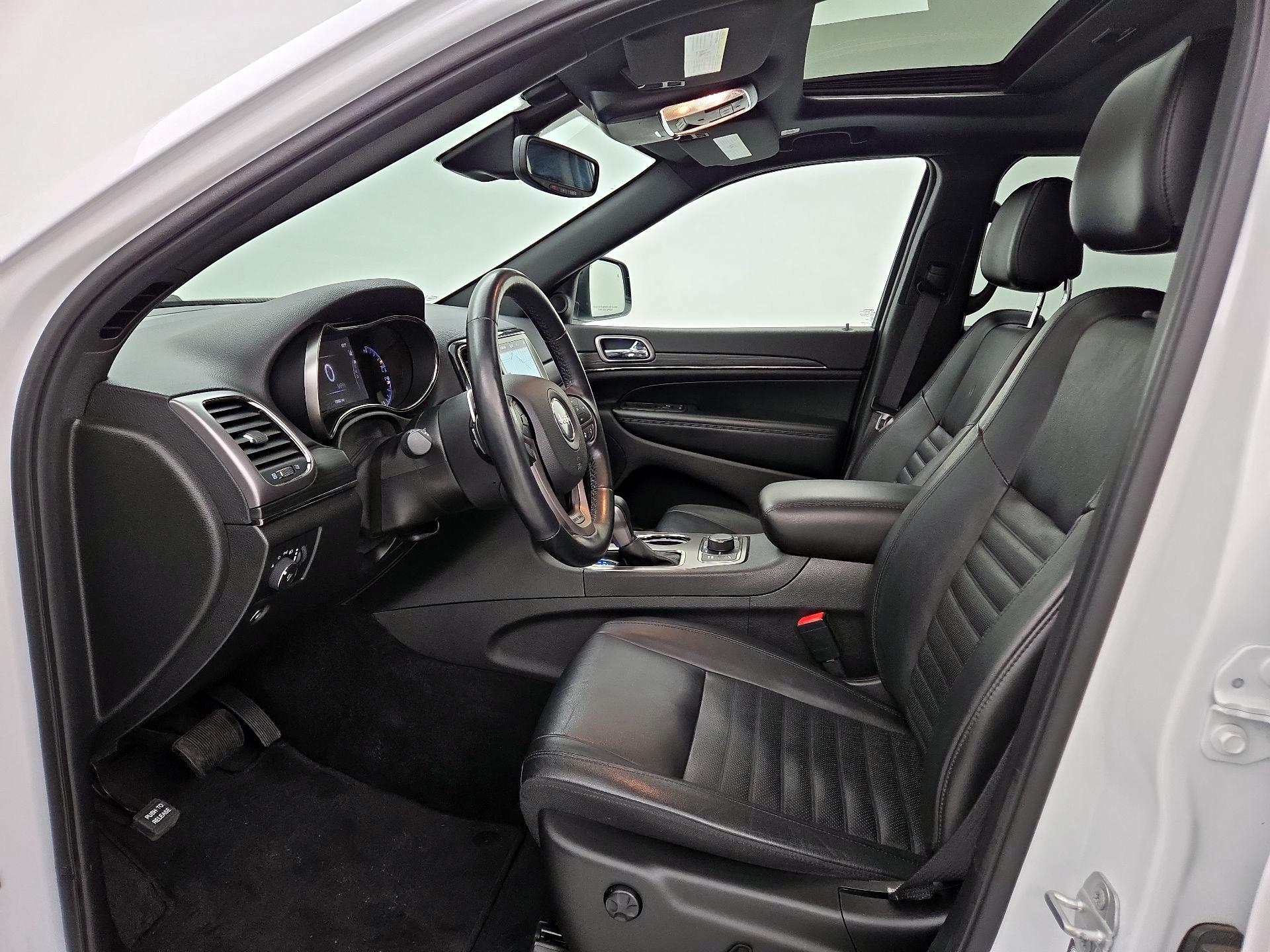 Thumbnail: 2021 Jeep Grand Cherokee - 11