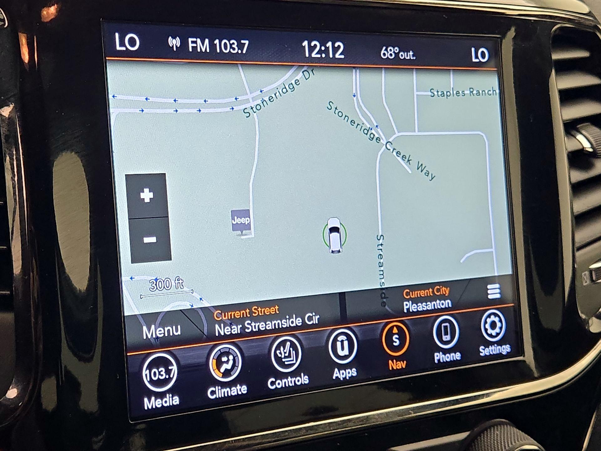 Thumbnail: 2021 Jeep Grand Cherokee - 14