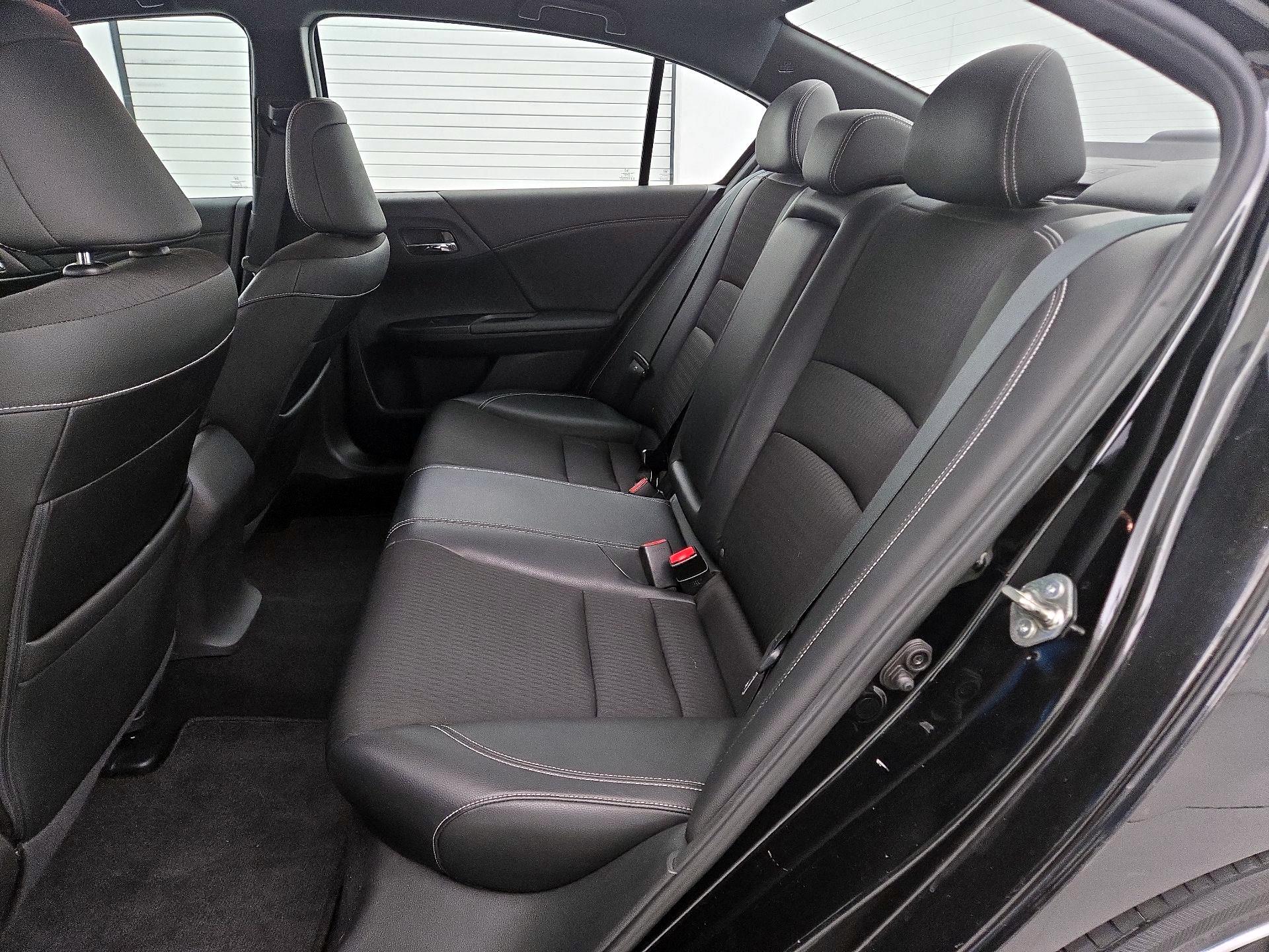 Thumbnail: 2016 Honda Accord - 18