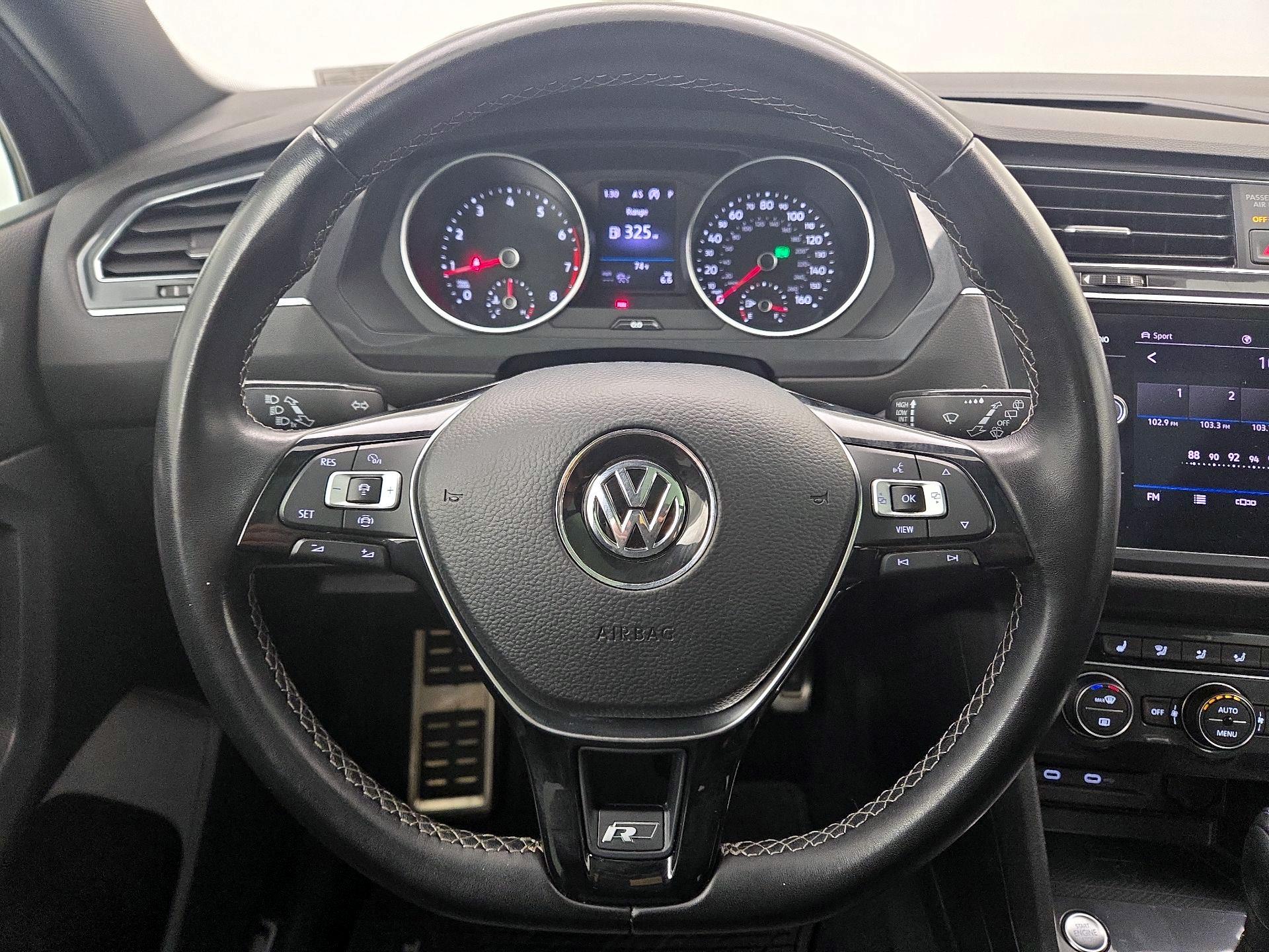 Thumbnail: 2021 Volkswagen Tiguan - 10