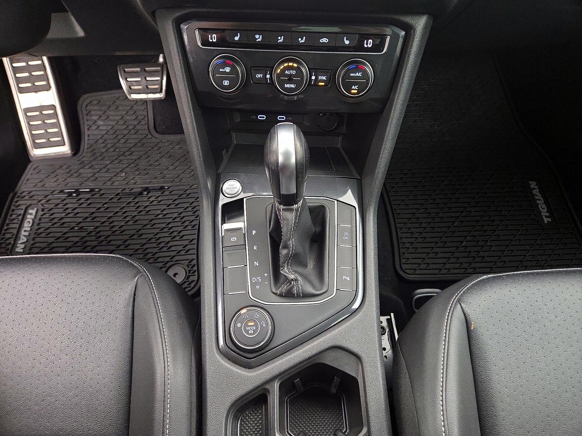 Thumbnail: 2021 Volkswagen Tiguan - 18