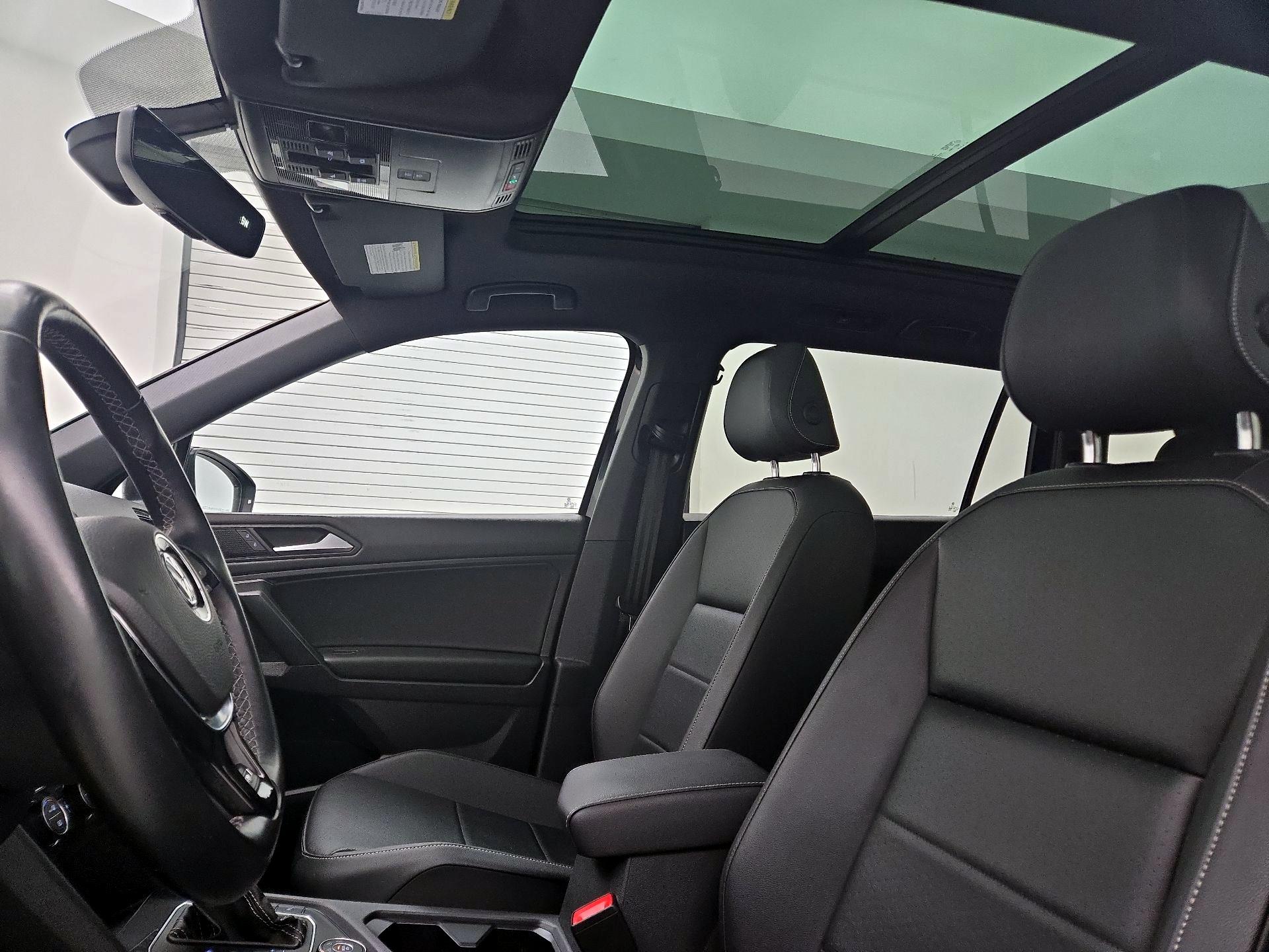 Thumbnail: 2021 Volkswagen Tiguan - 20