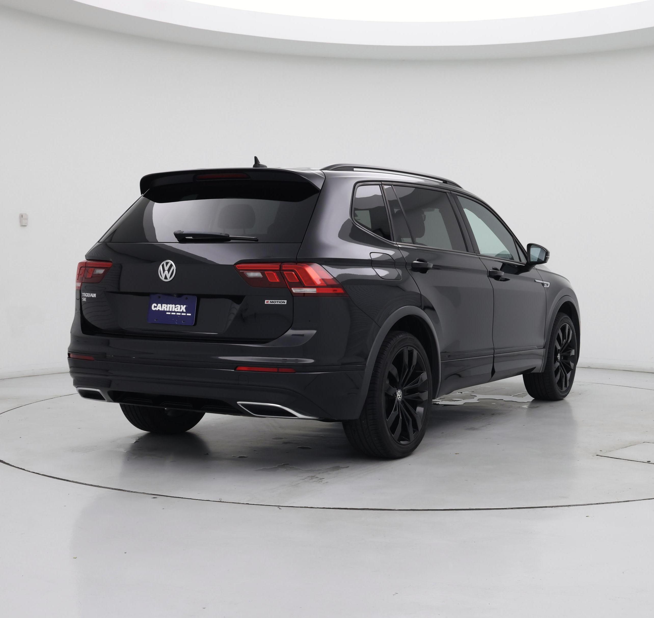 Thumbnail: 2021 Volkswagen Tiguan - 8
