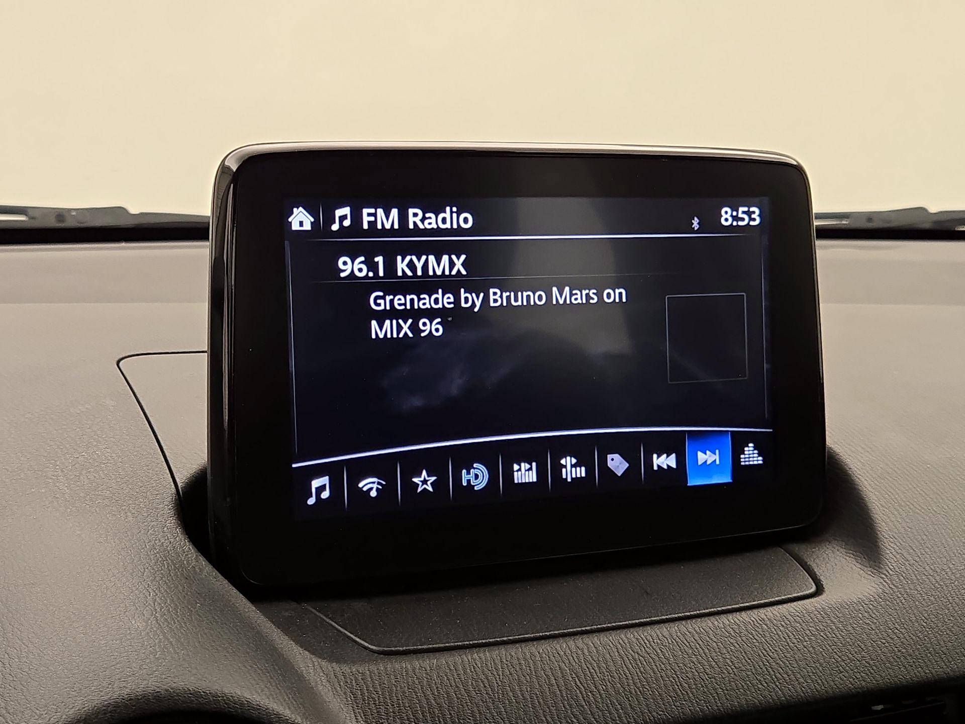 Thumbnail: 2020 Toyota Yaris - 15