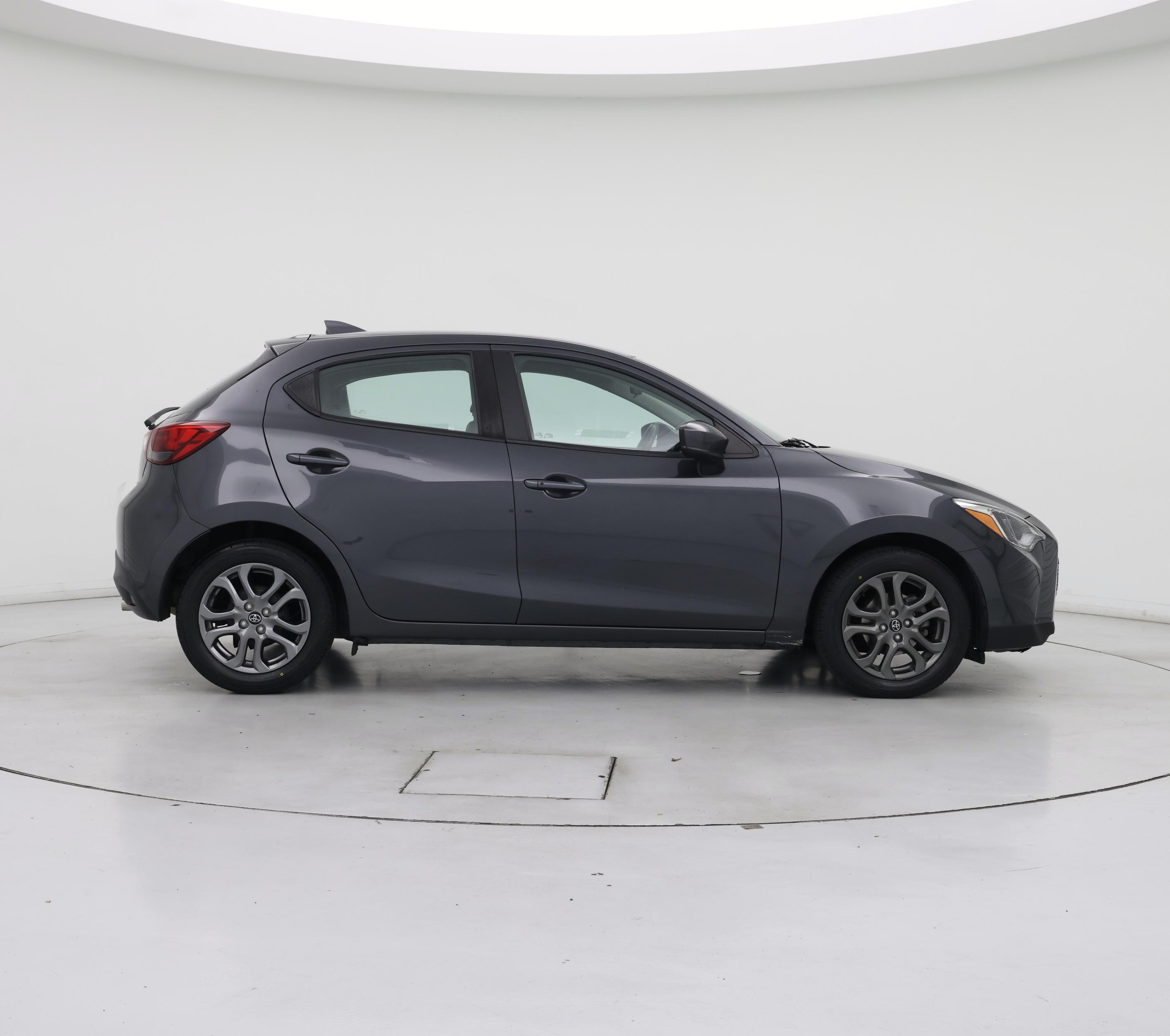 Thumbnail: 2020 Toyota Yaris - 7