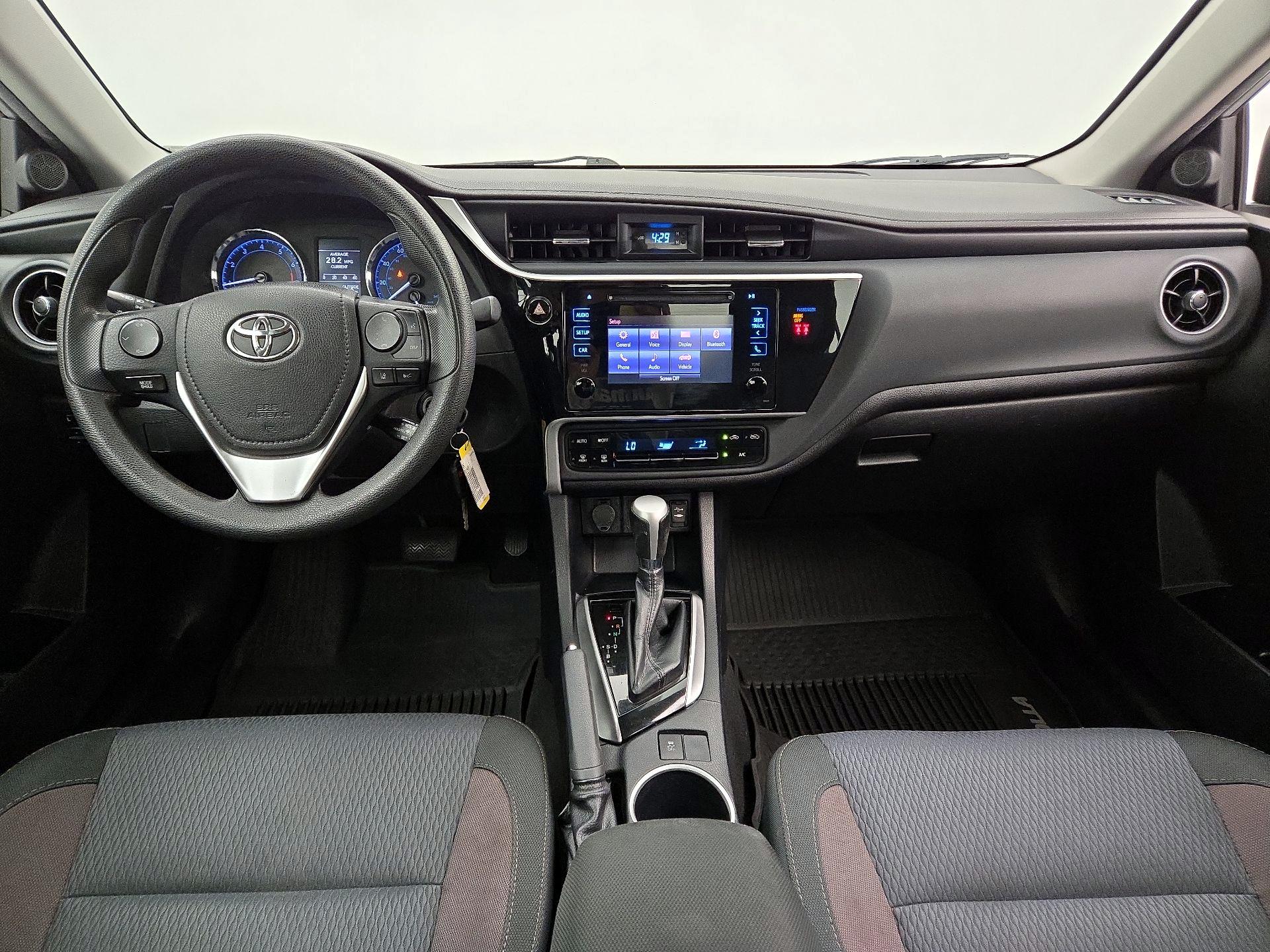Thumbnail: 2018 Toyota Corolla - 9