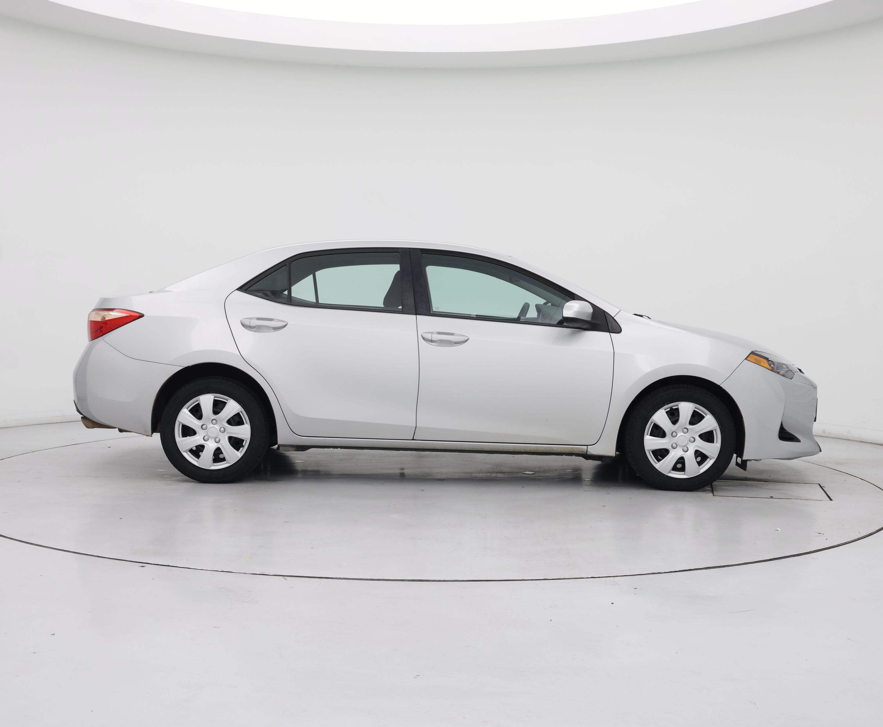 Thumbnail: 2018 Toyota Corolla - 7