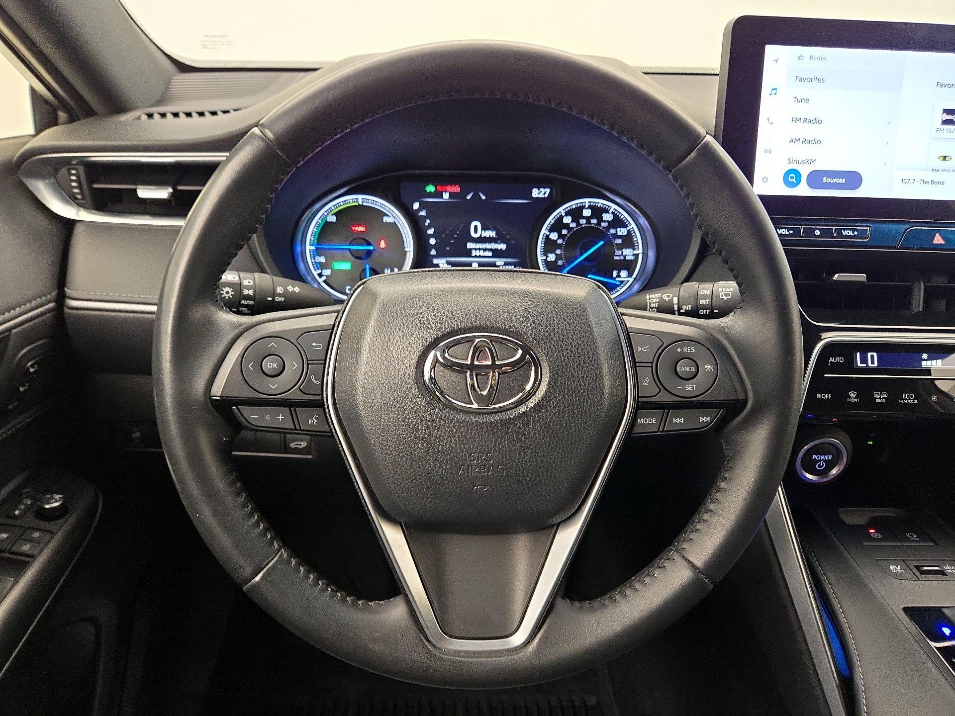 Thumbnail: 2023 Toyota Venza - 10