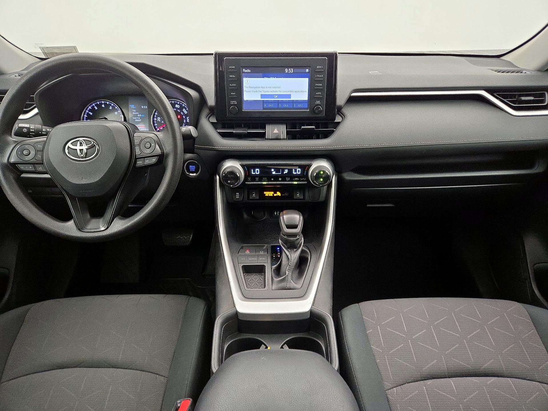 Thumbnail: 2019 Toyota RAV4 - 9