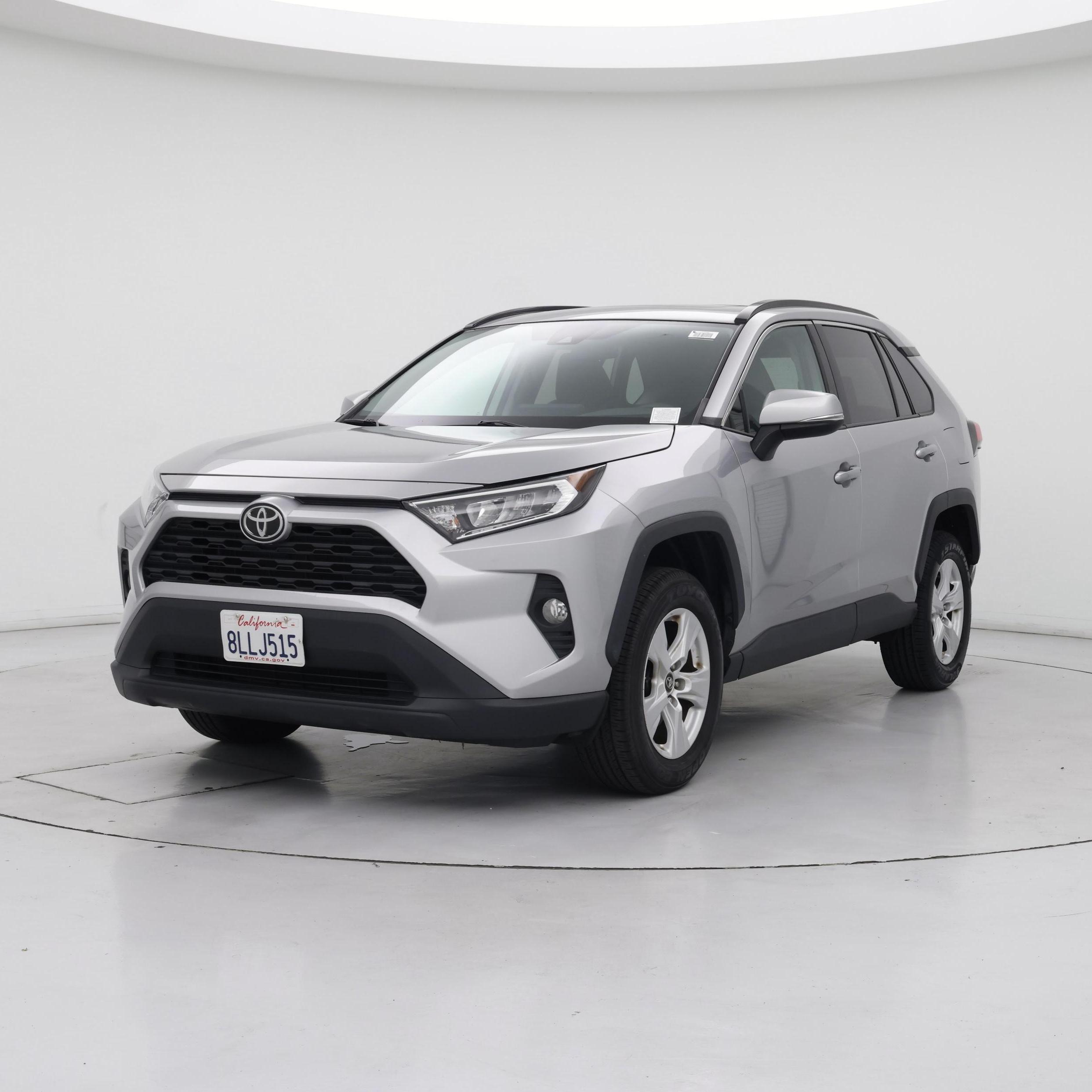 Thumbnail: 2019 Toyota RAV4 - 4