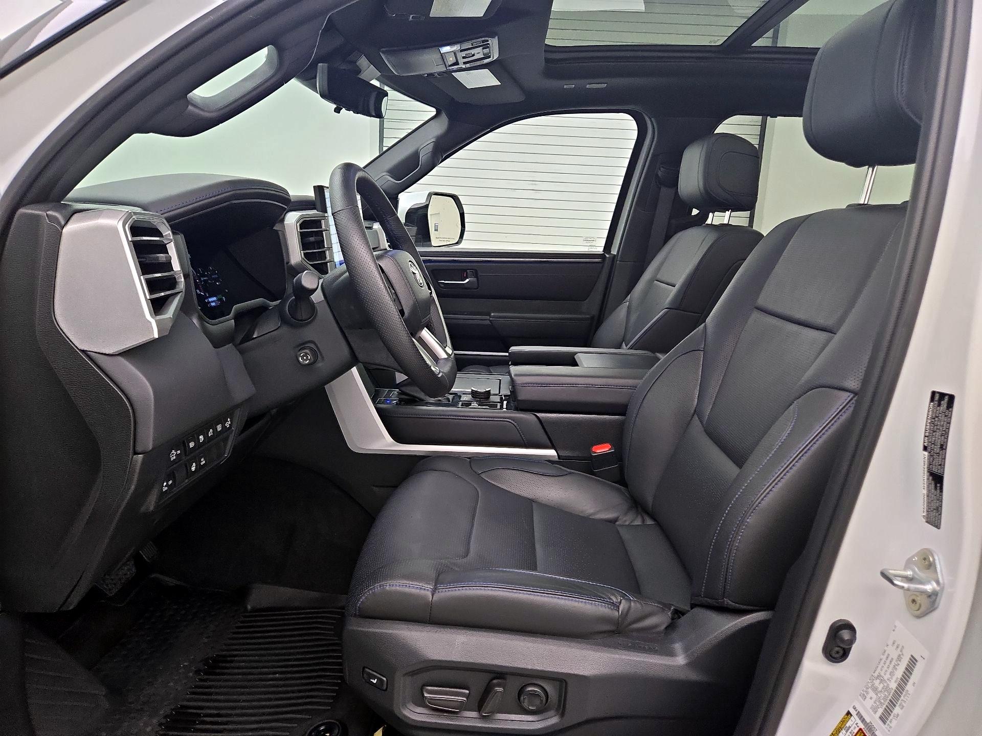 Thumbnail: 2022 Toyota Tundra - 11