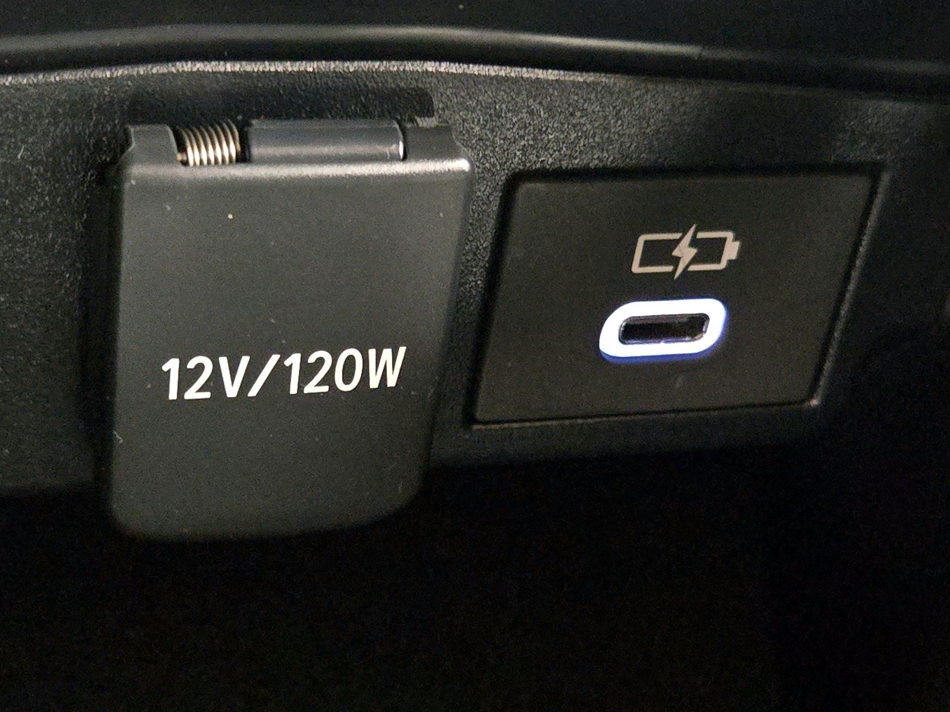 Thumbnail: 2024 Toyota Corolla - 18