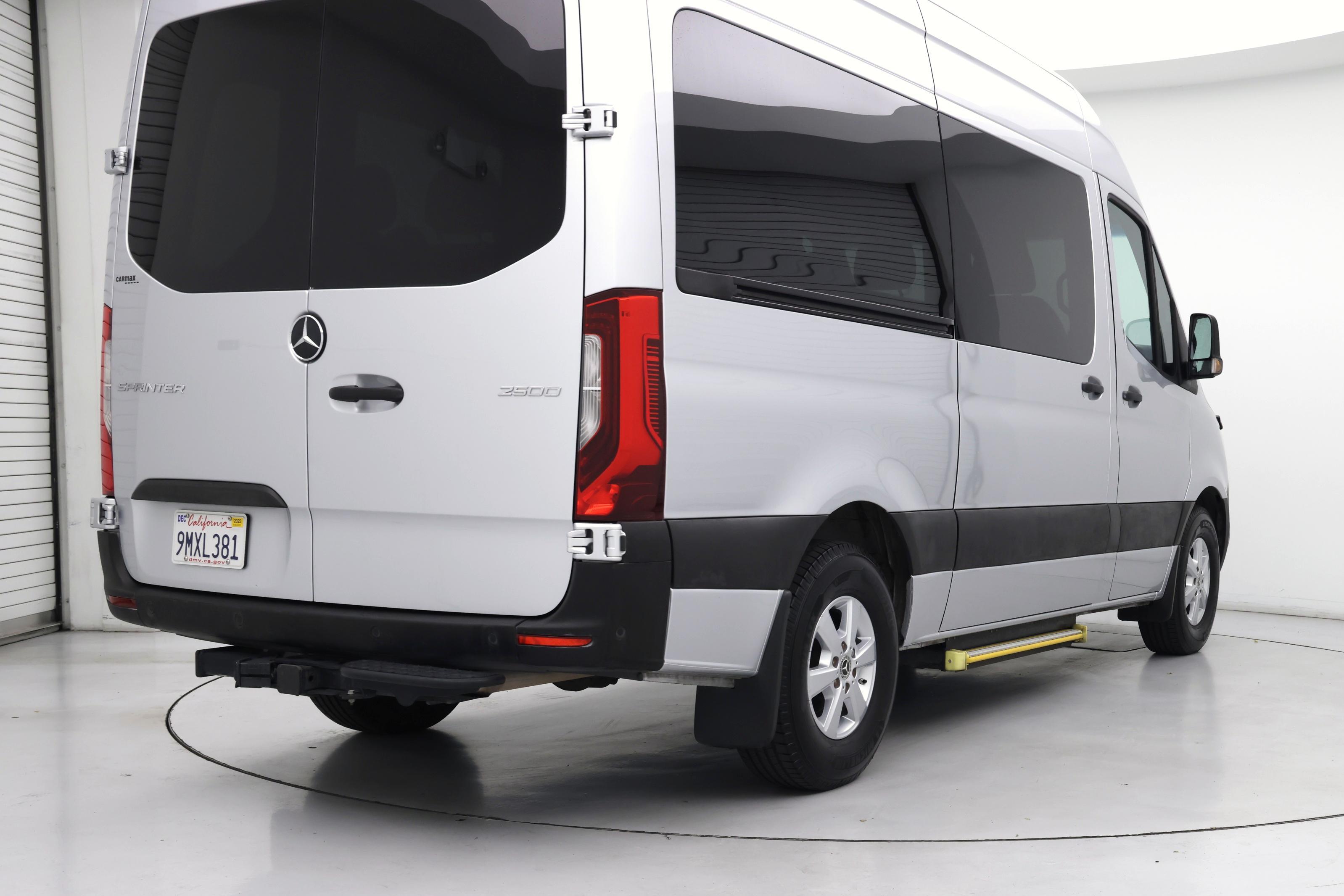 Thumbnail: 2021 Mercedes-Benz Sprinter - 8